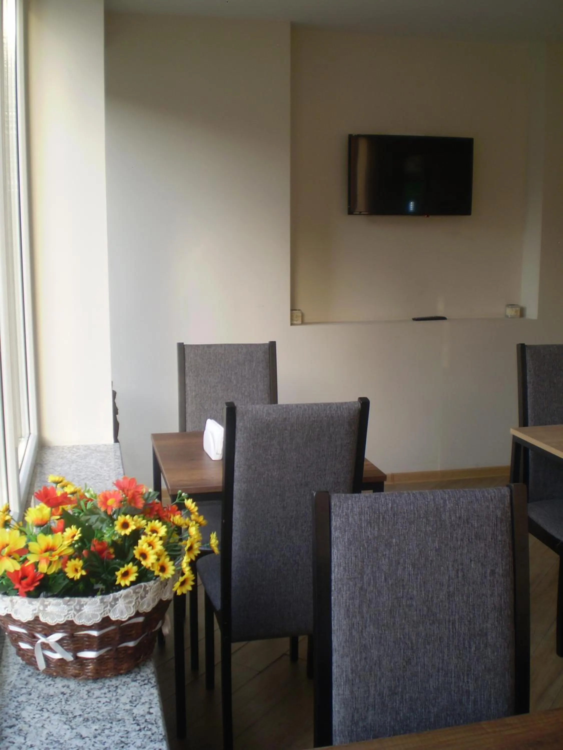Kitchen or kitchenette in New Hotel