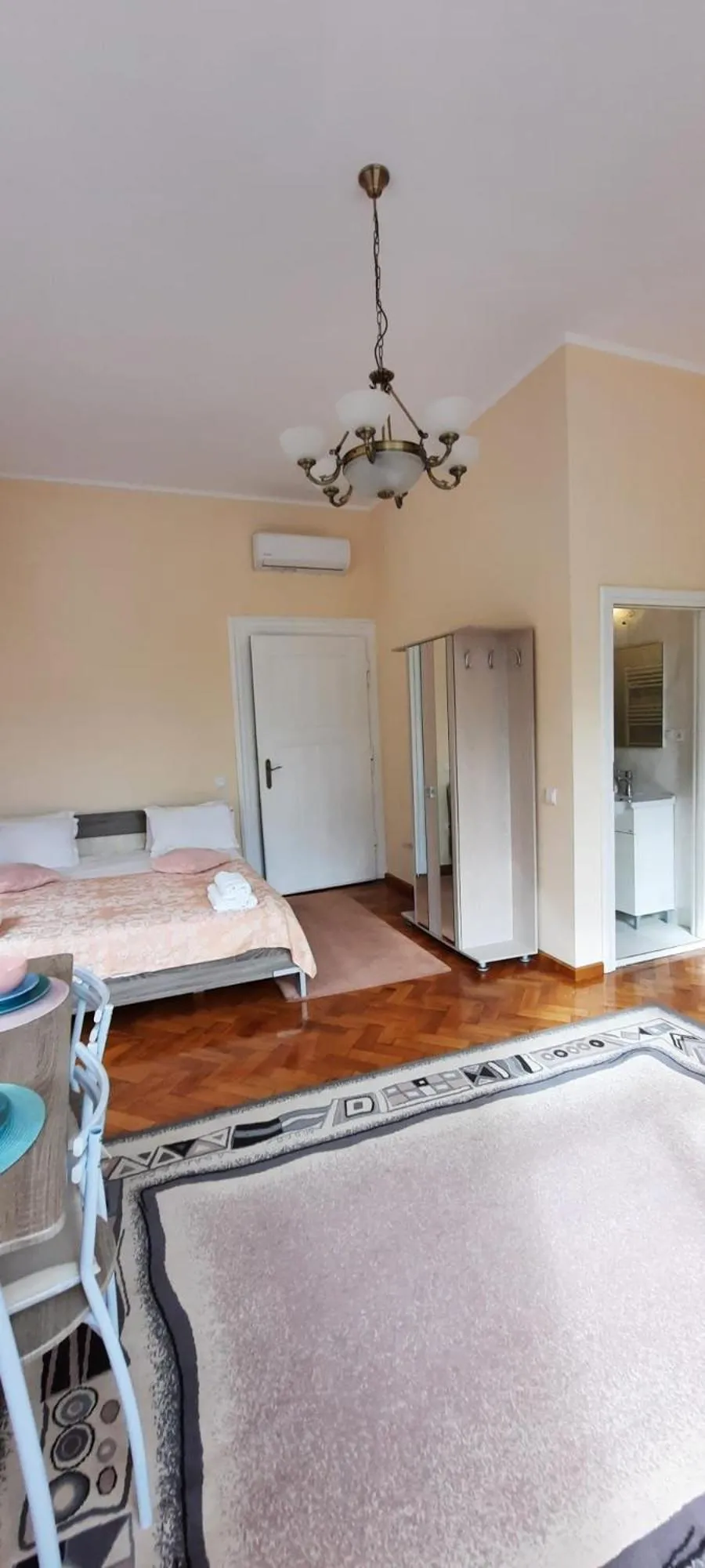 Photo of the whole room, Bed in Cetatii Apartments Sibiu