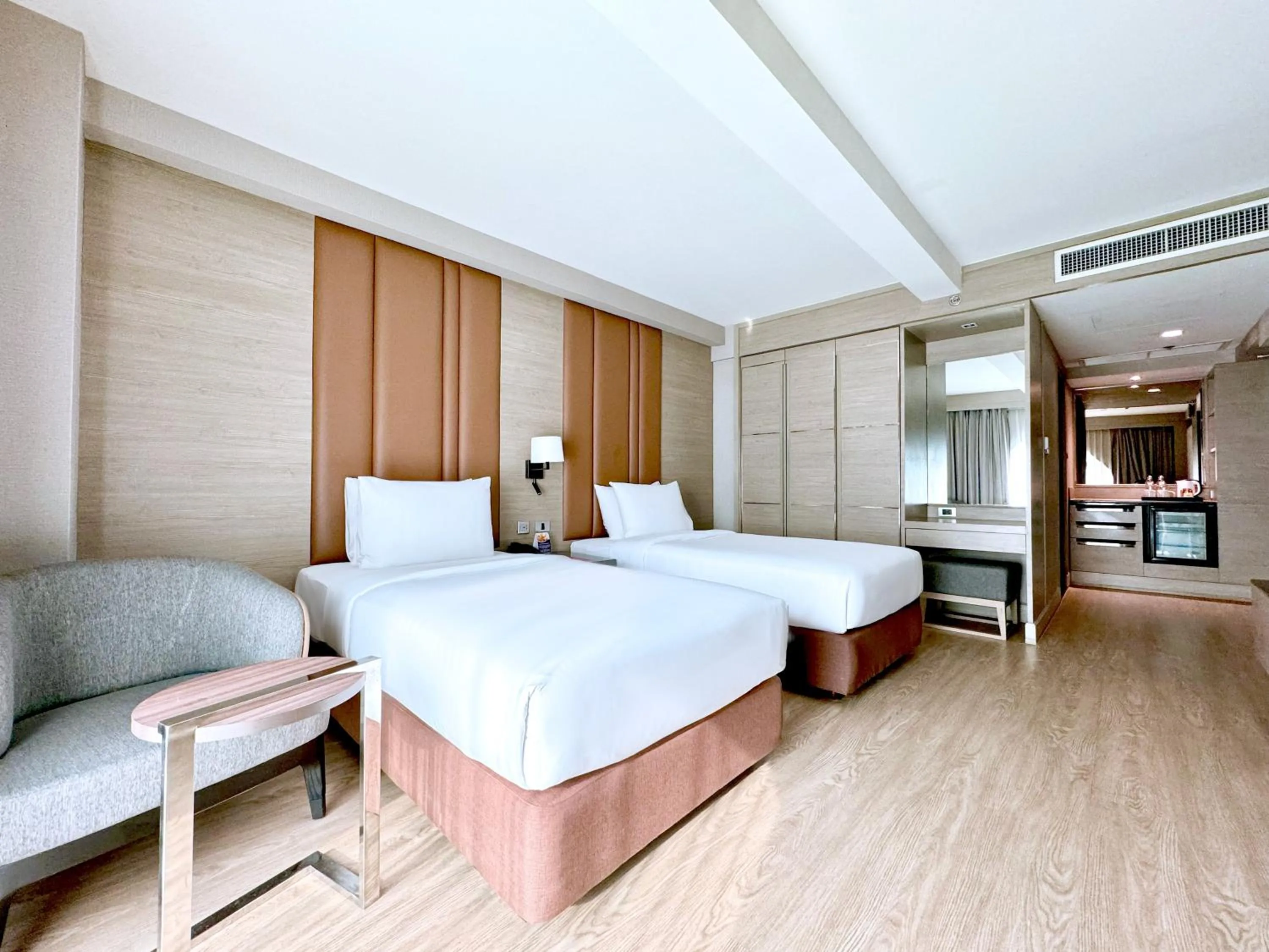 Bed in Ramada Sukhumvit Soi Eleven