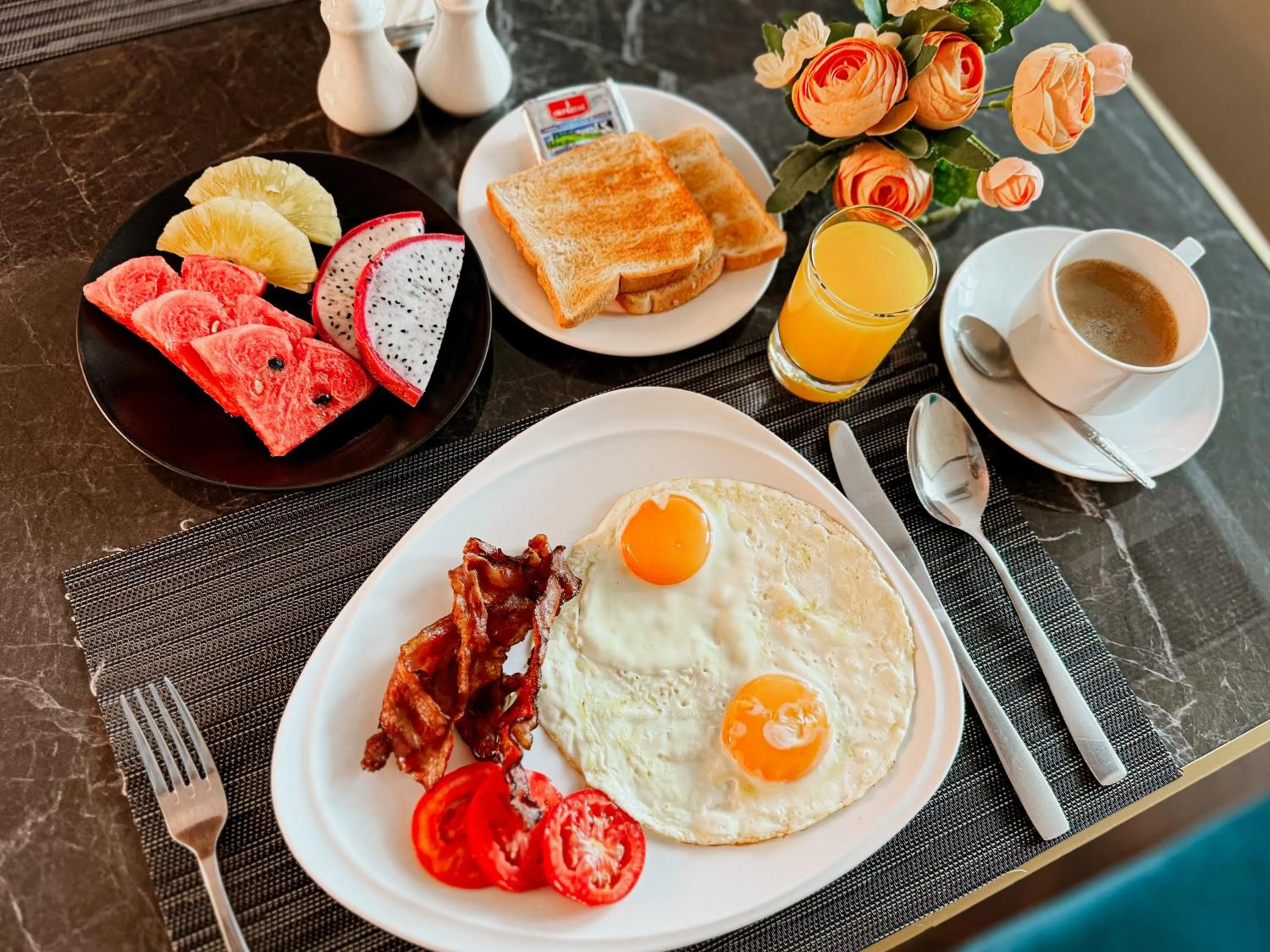 Restaurant/places to eat in Ramada Sukhumvit Soi Eleven