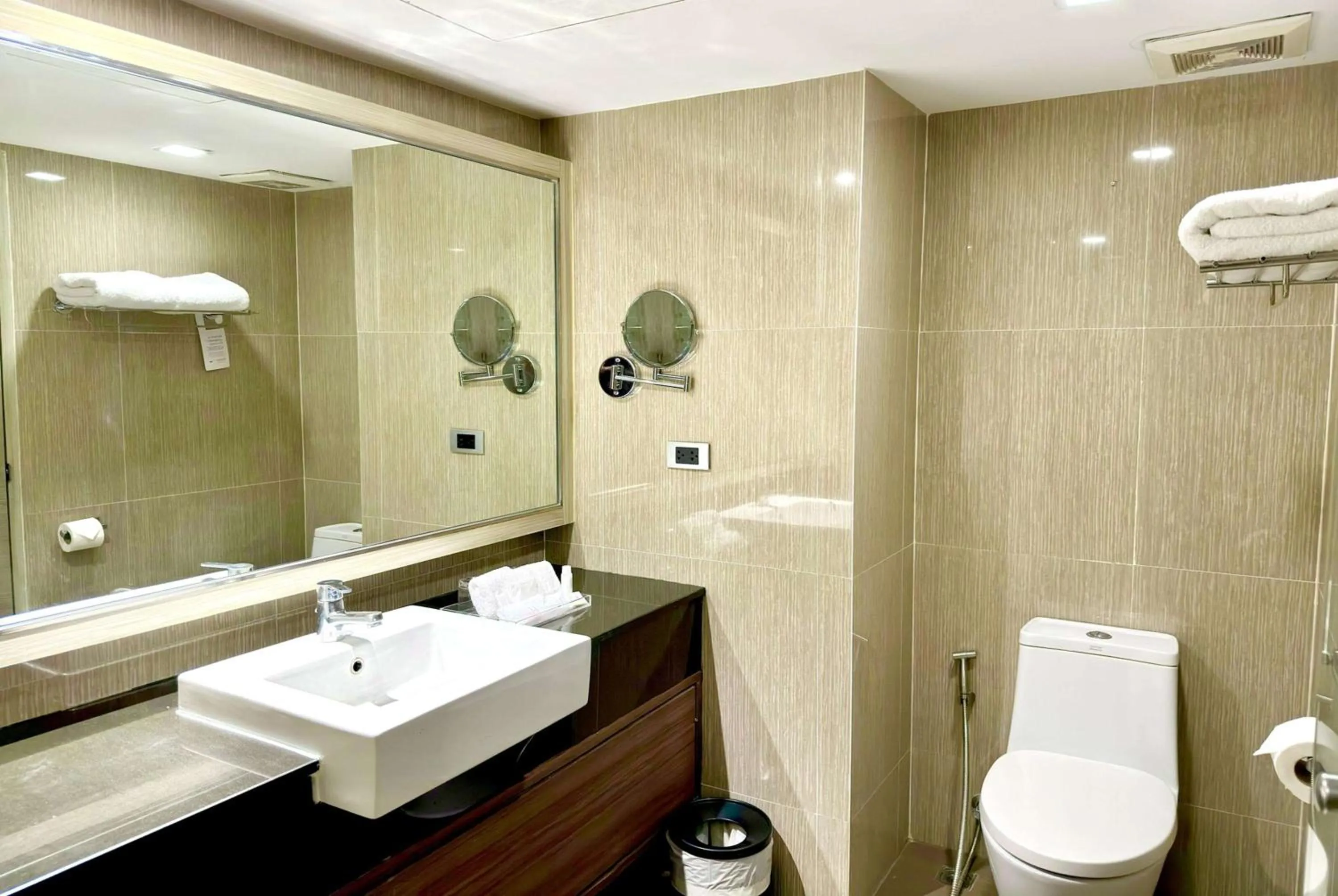 Bathroom in Ramada Sukhumvit Soi Eleven