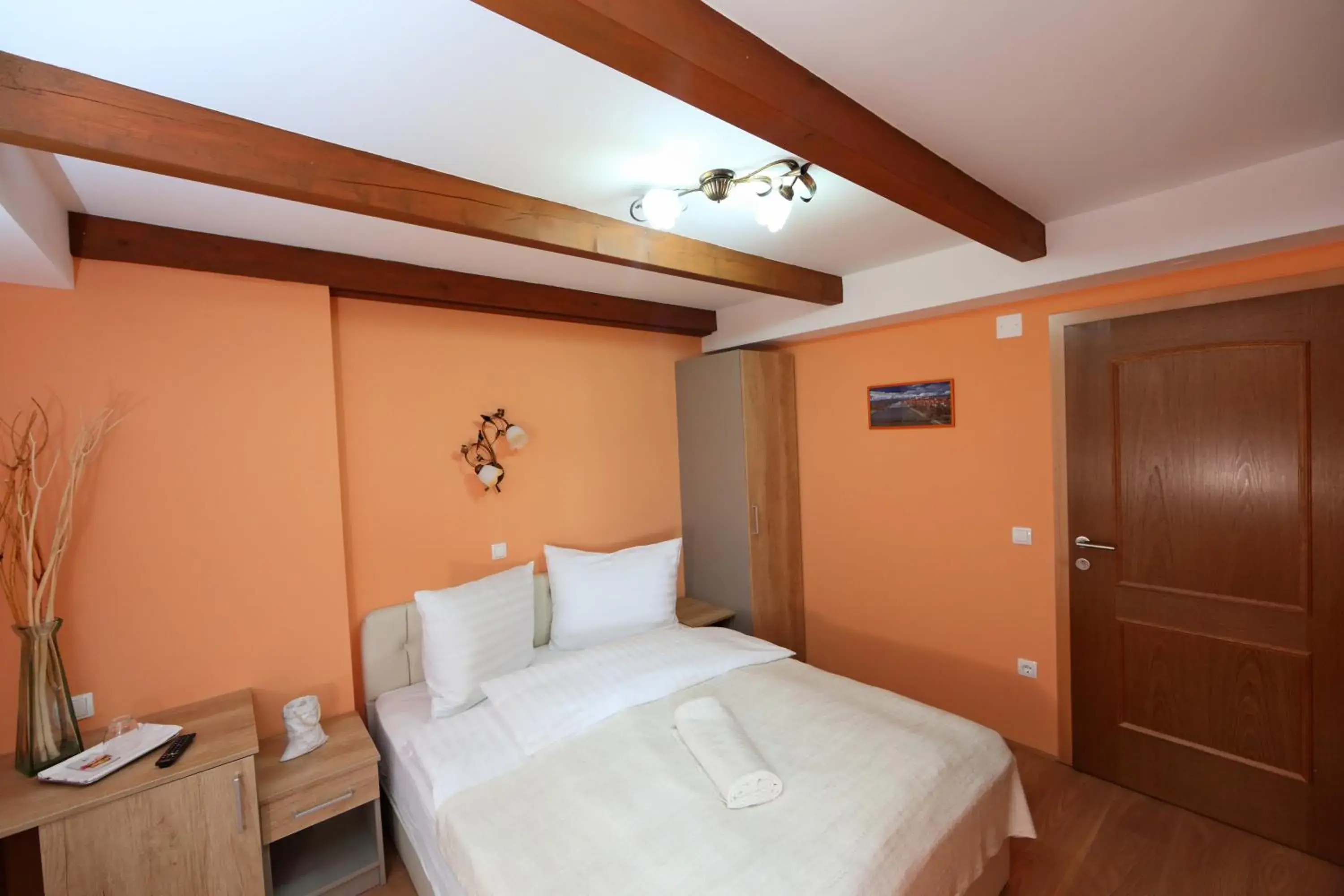 Deluxe Double Room with Balcony - single occupancy in Sobe Grabar Deluxe Double Room with Balcony - single occupancy in Sobe Grabar