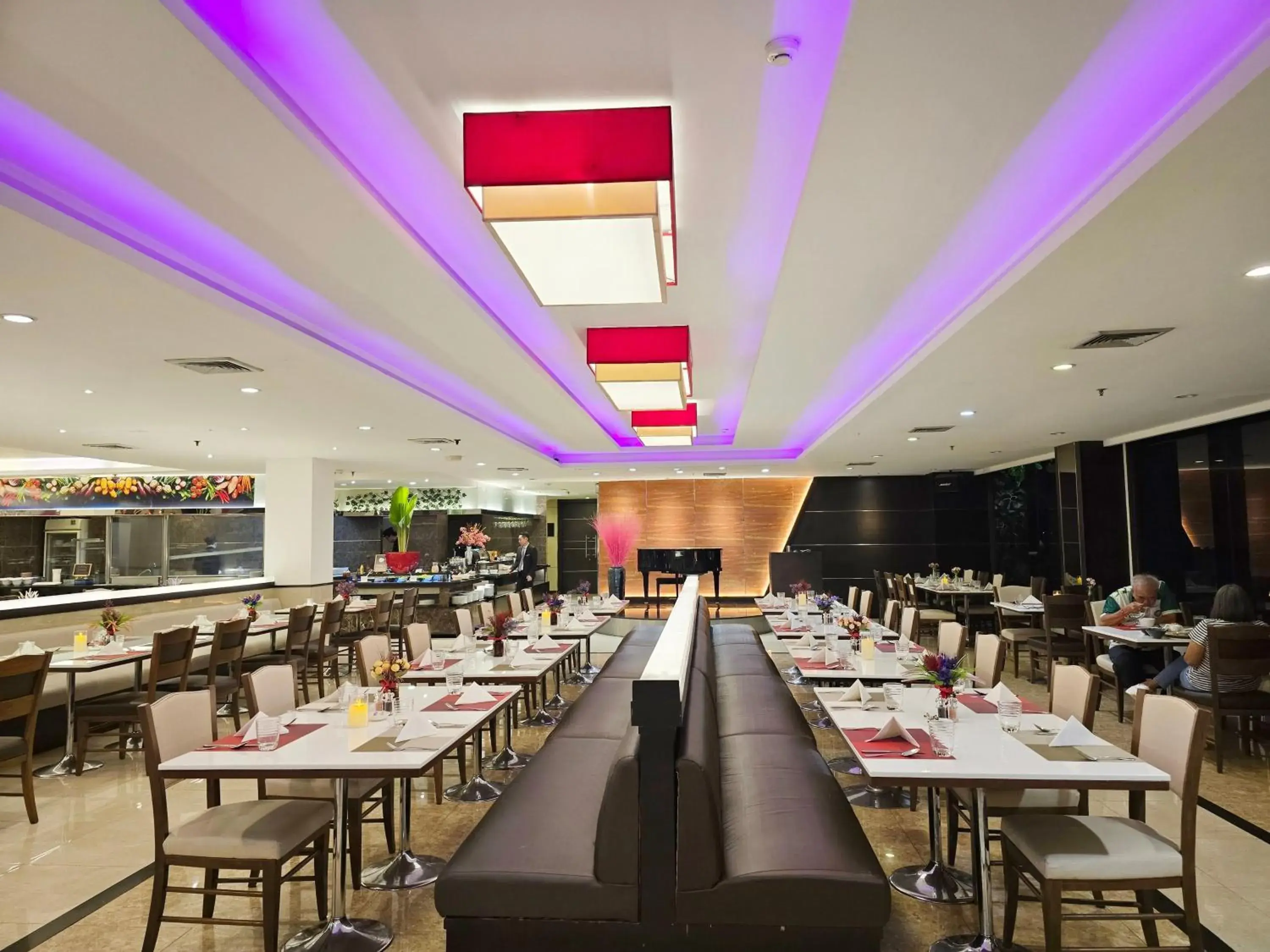 Restaurant/places to eat in Sima Thani Hotel Restaurant/places to eat in Sima Thani Hotel