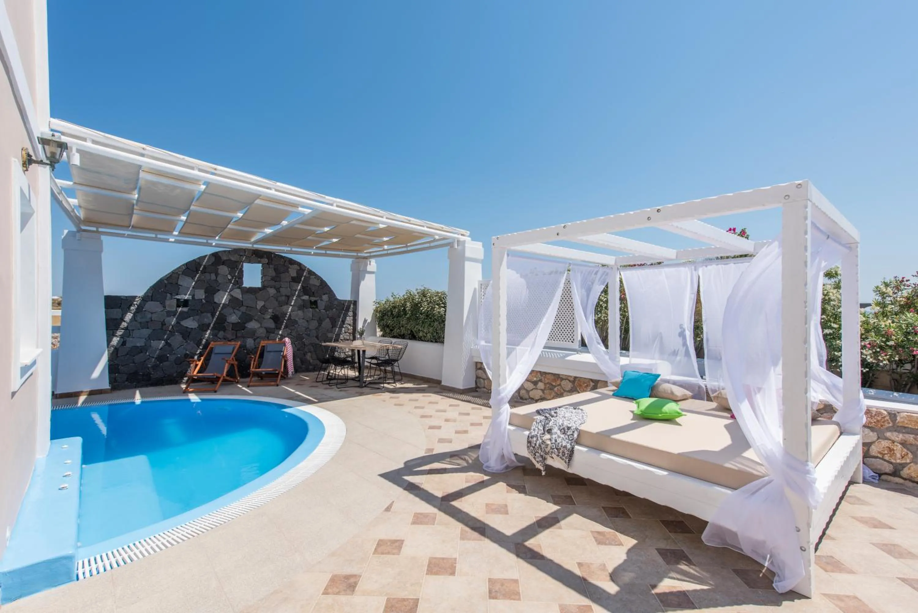 Patio in Secret Earth Villas - Santorini