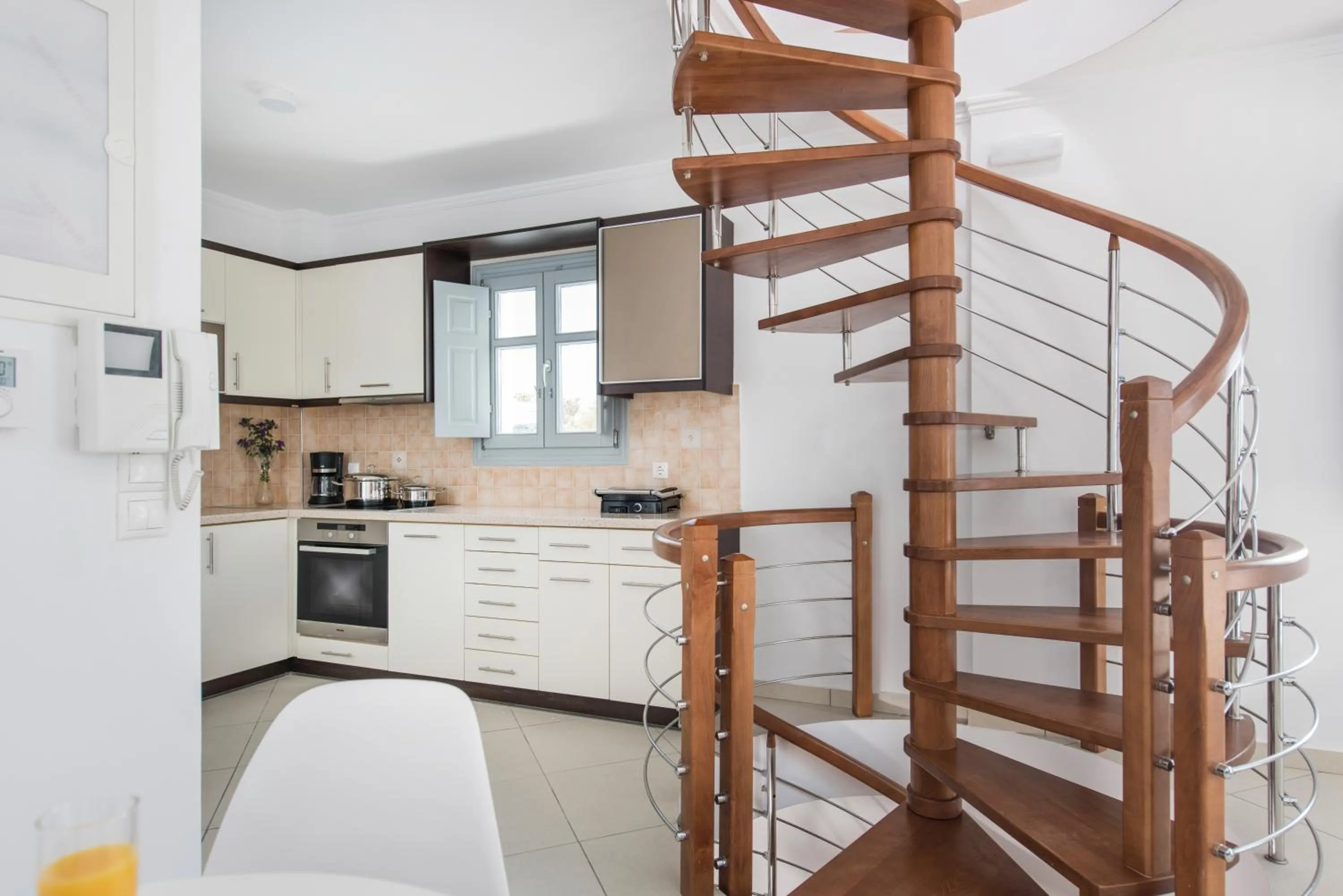 Kitchen or kitchenette in Secret Earth Villas - Santorini