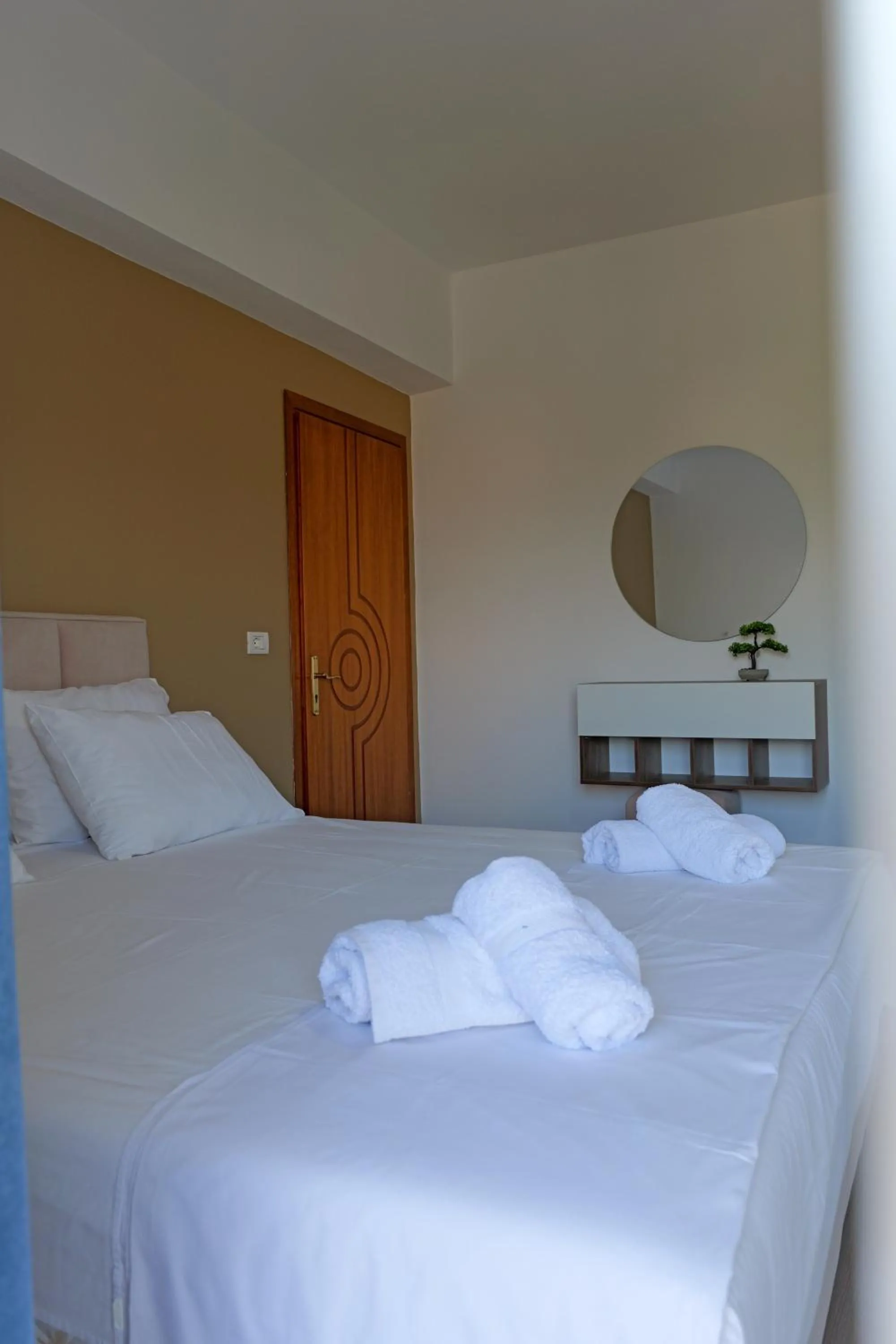 Bed in Hotel Holiday