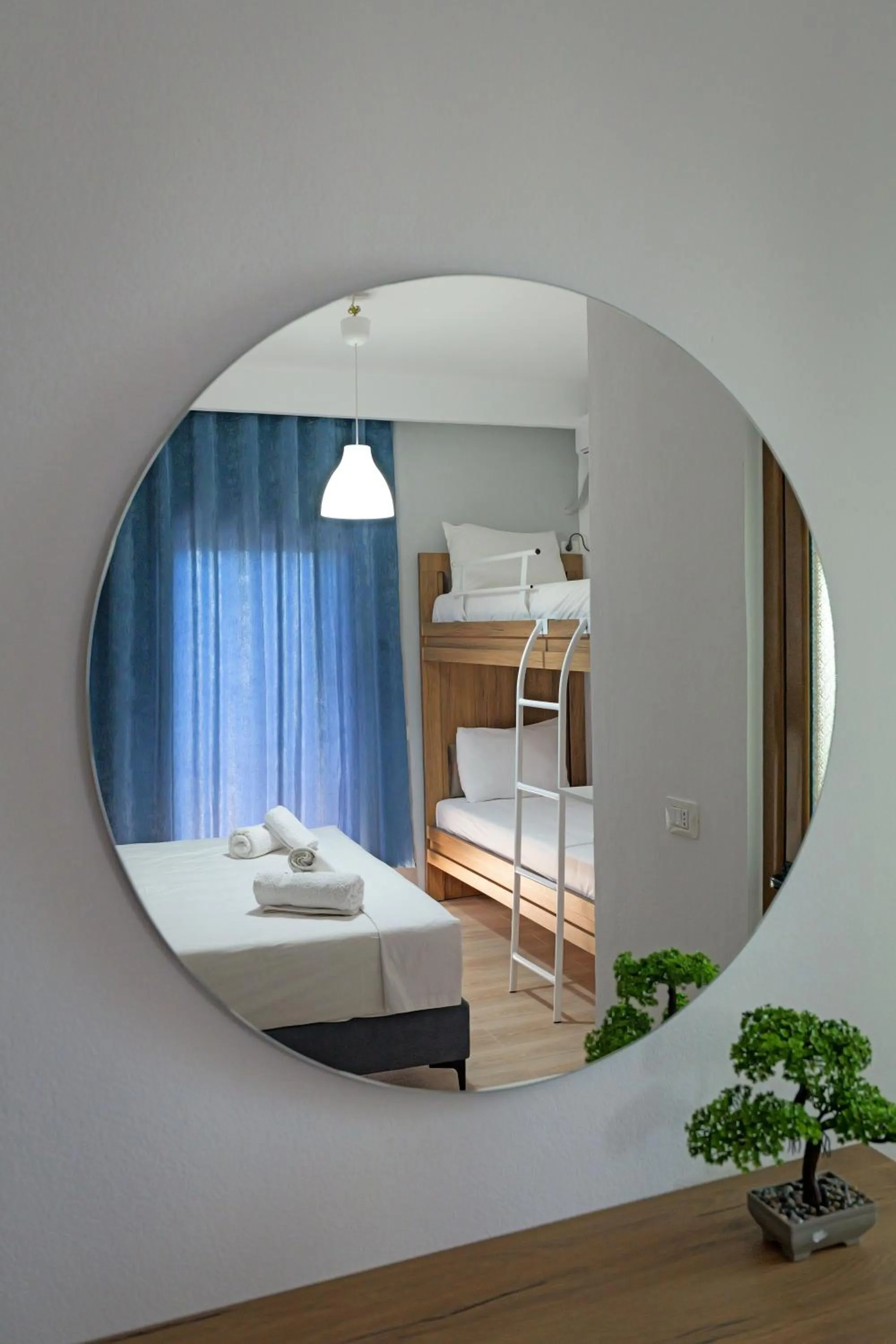 Bed in Hotel Holiday