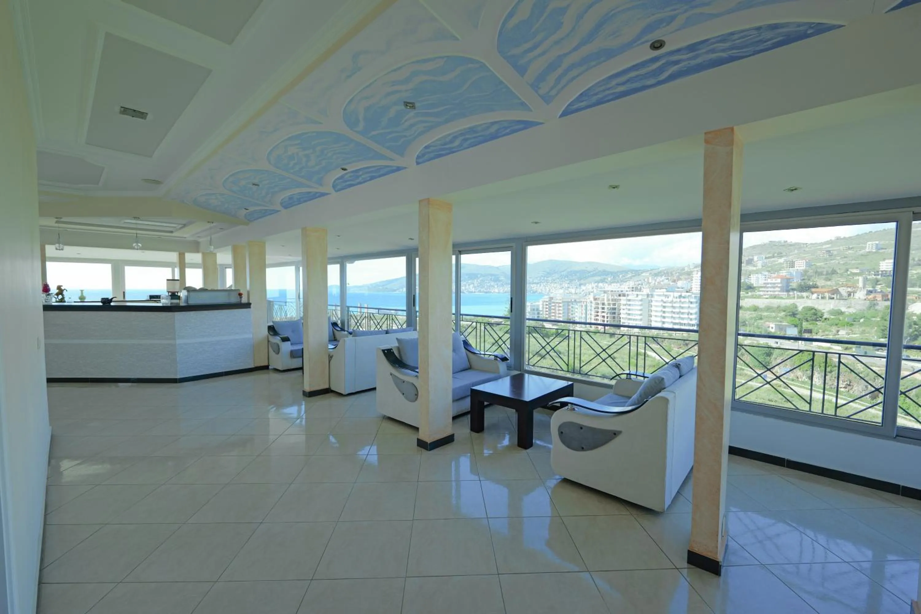 Lounge or bar in Hotel Holiday