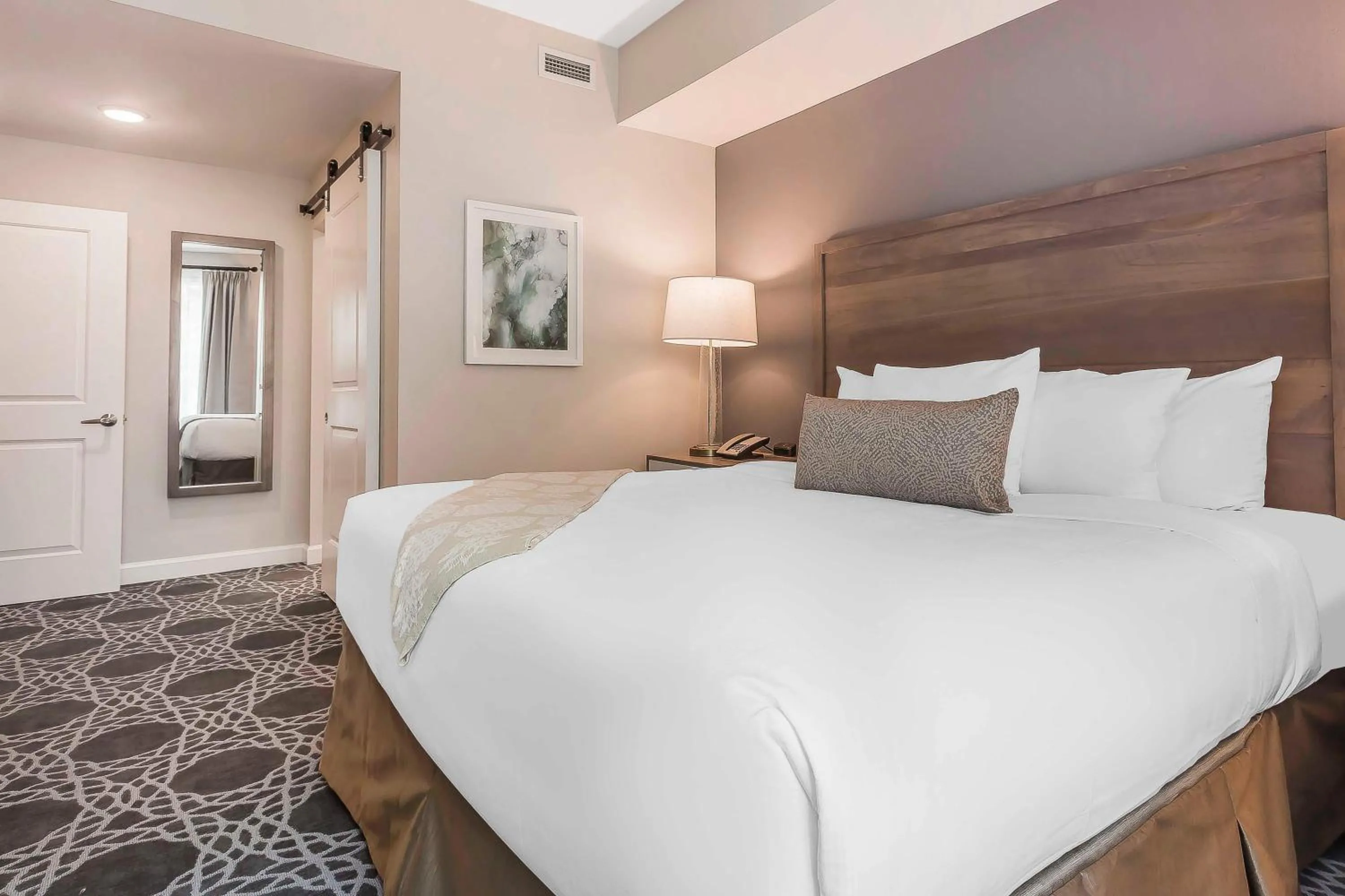 One-Bedroom King Suite with Sofa Bed in Hilton Vacation Club King 583 Charleston
