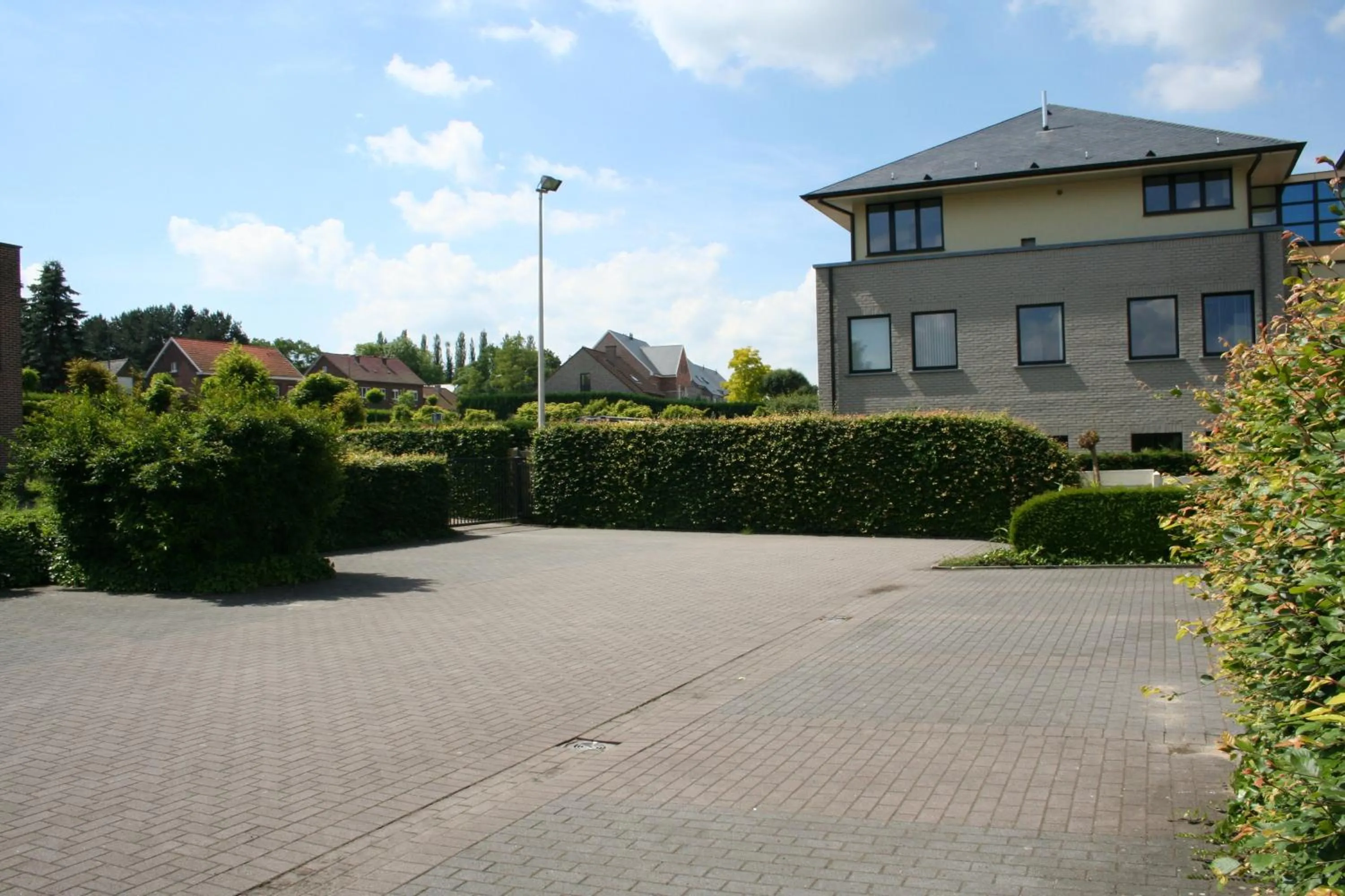 Property building in Hotel & Apartments Bibois Leuven