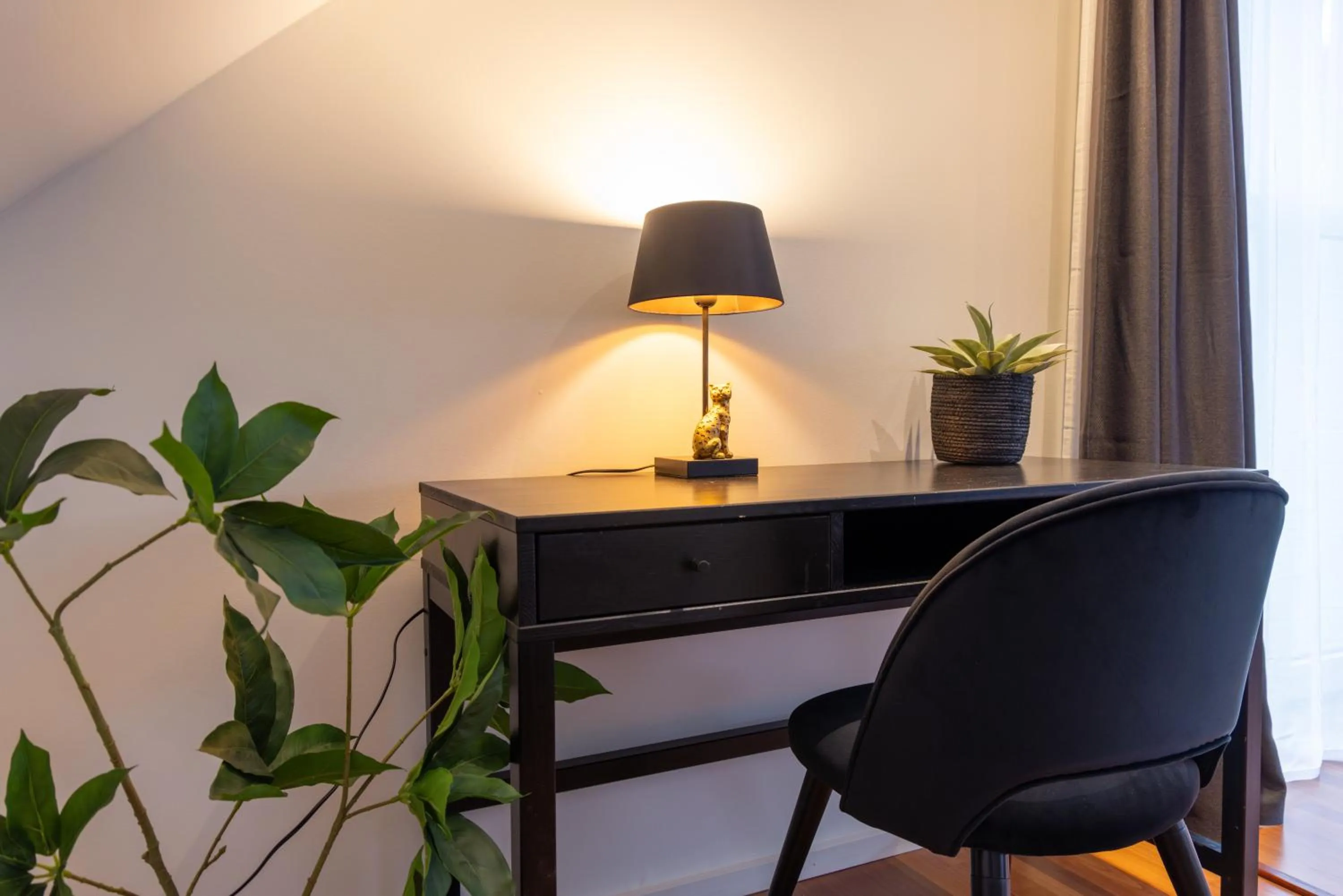 Seating area in Hotel & Apartments Bibois Leuven
