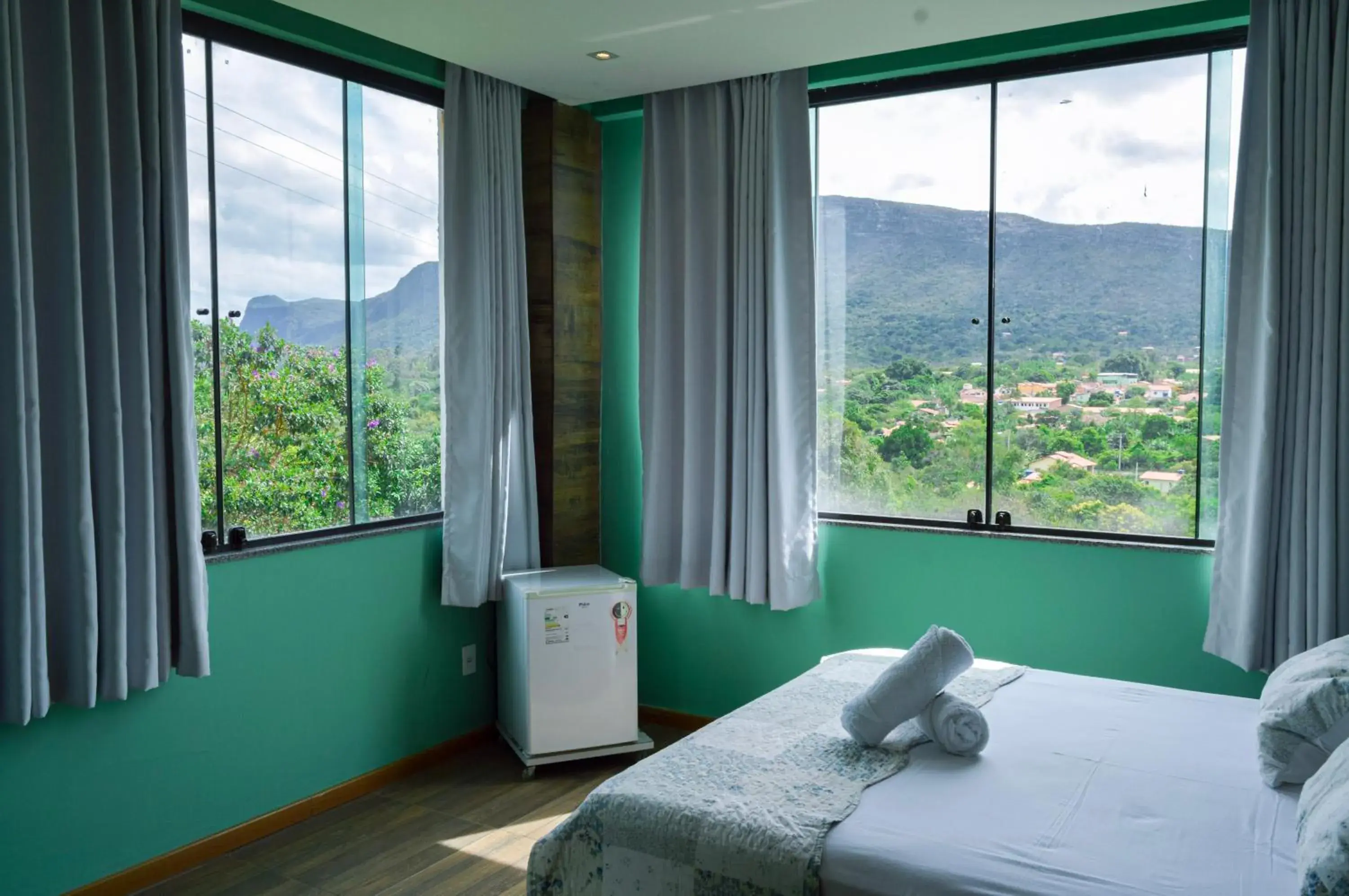 Double Room with Mountain View in Pousada Vie Double Room with Mountain View in Pousada Vie