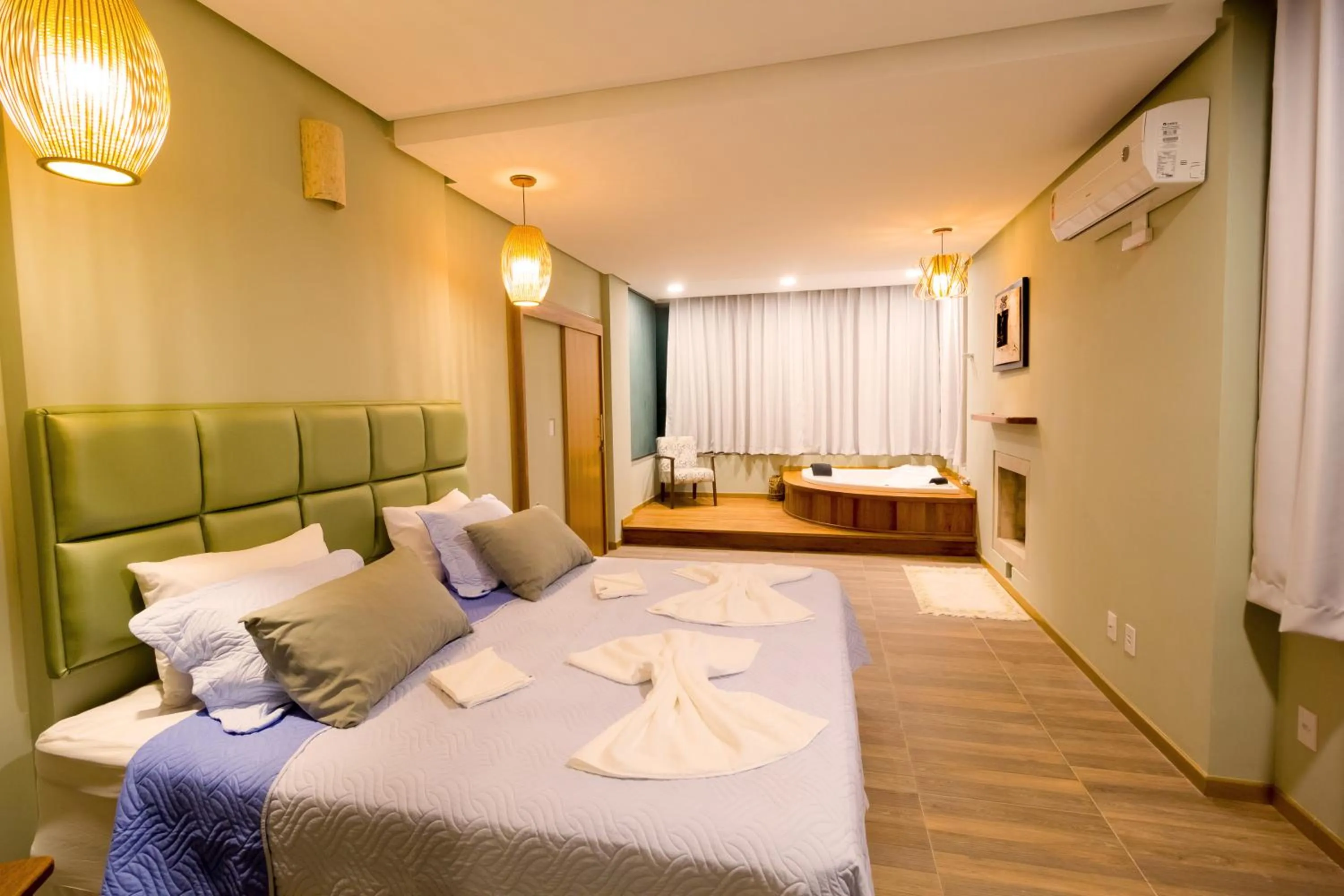 Hot Tub, Bed in Pousada Vie