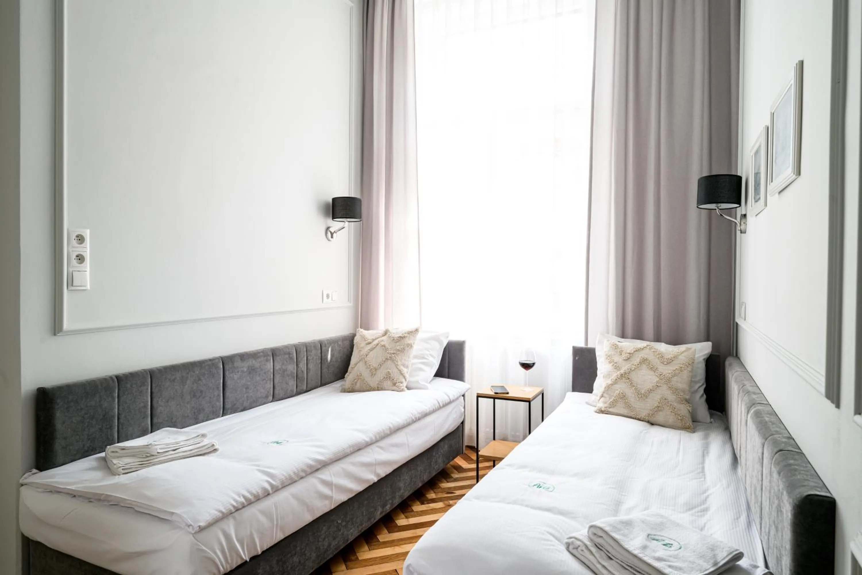Bed in Arts Apartments - Kraków Old Town