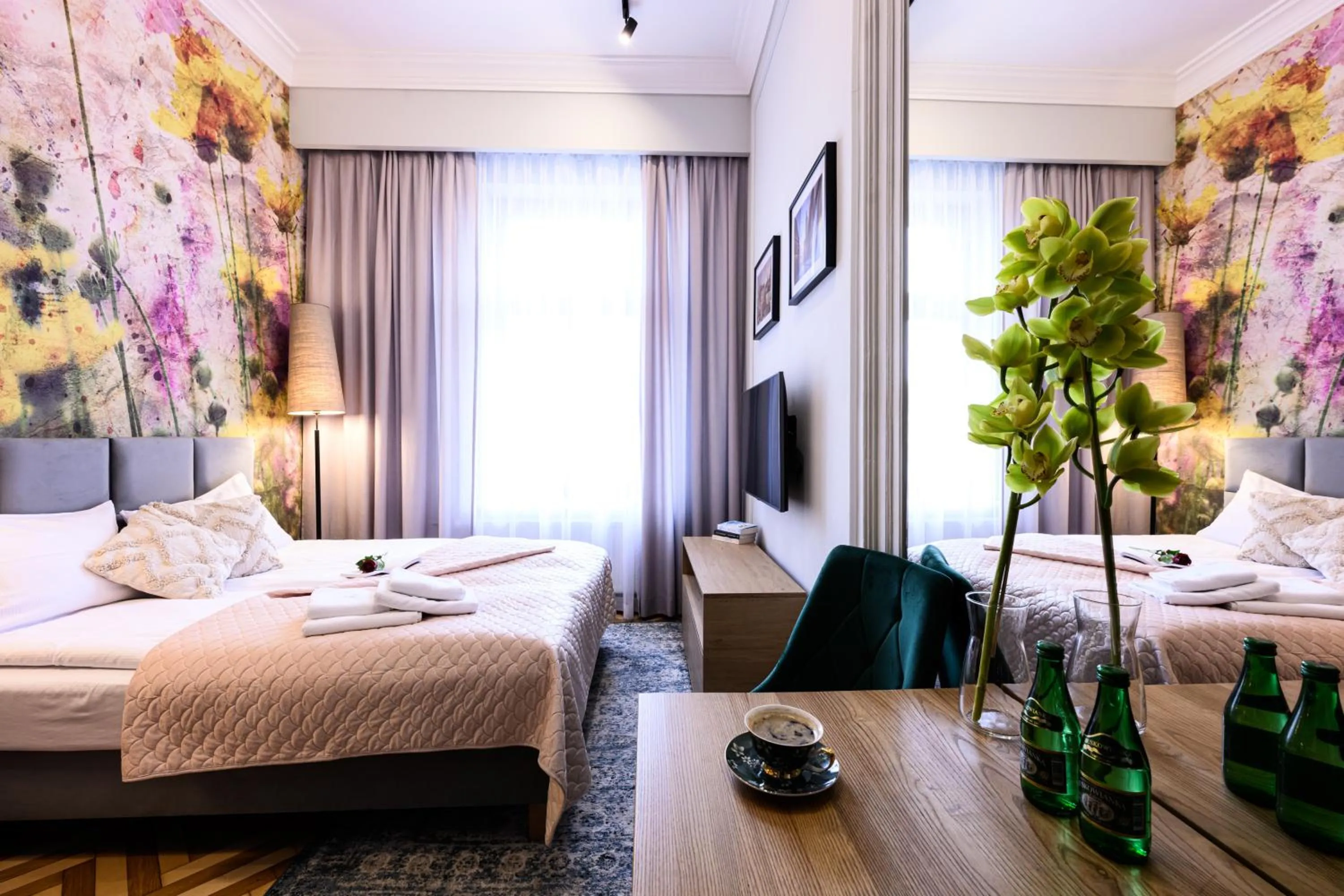 Bed in Arts Apartments - Kraków Old Town
