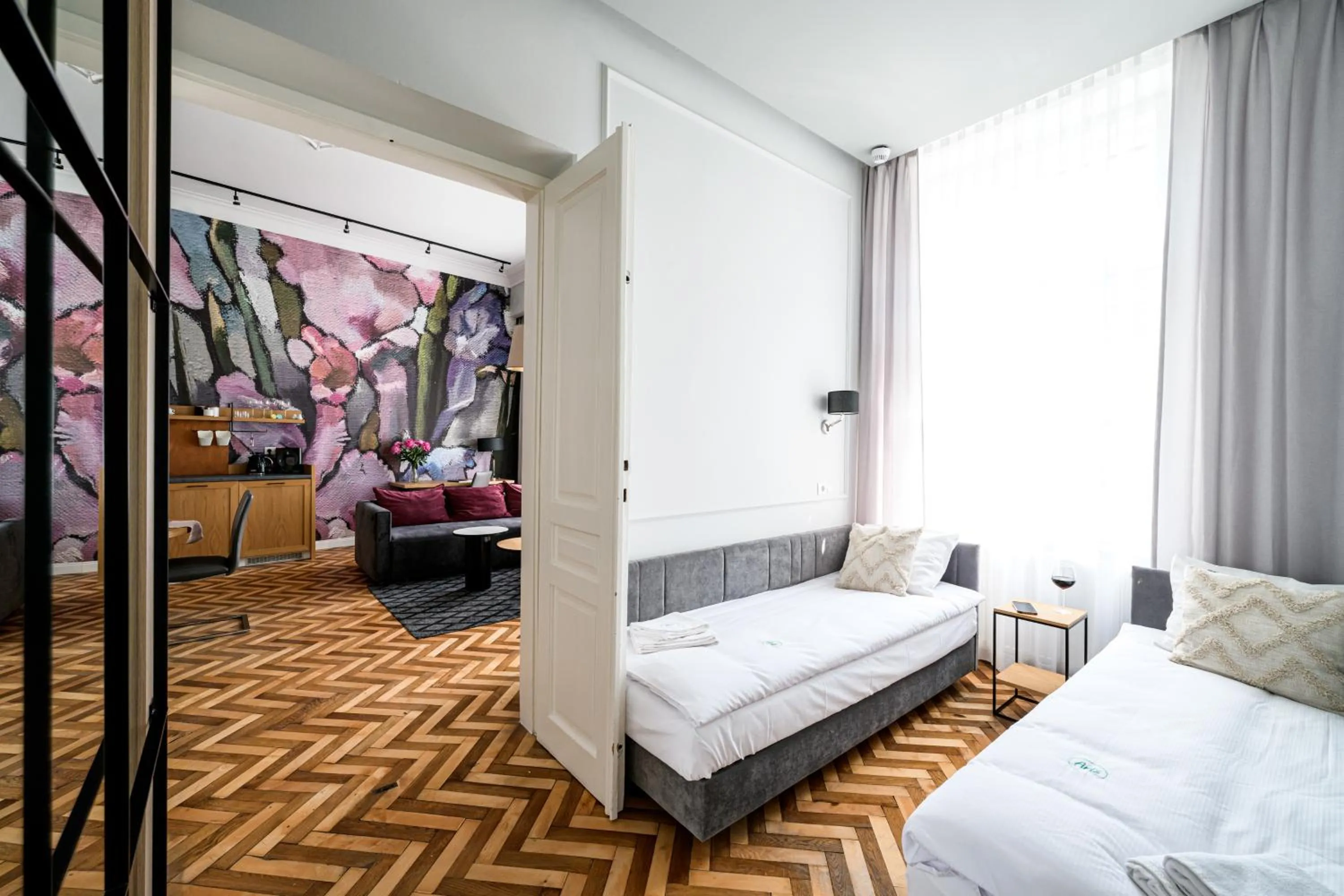 Bed in Arts Apartments - Kraków Old Town