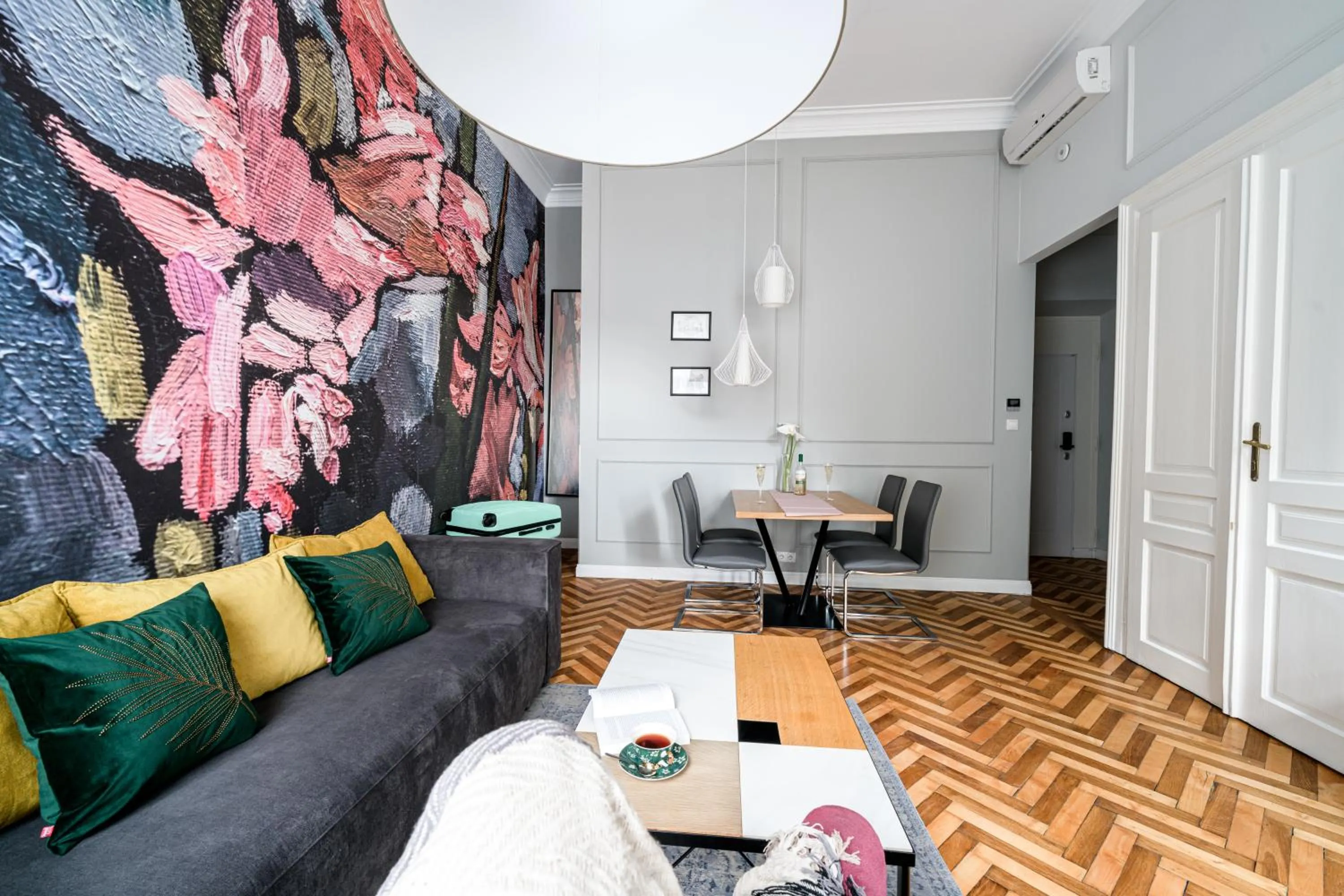 Seating area in Arts Apartments - Kraków Old Town