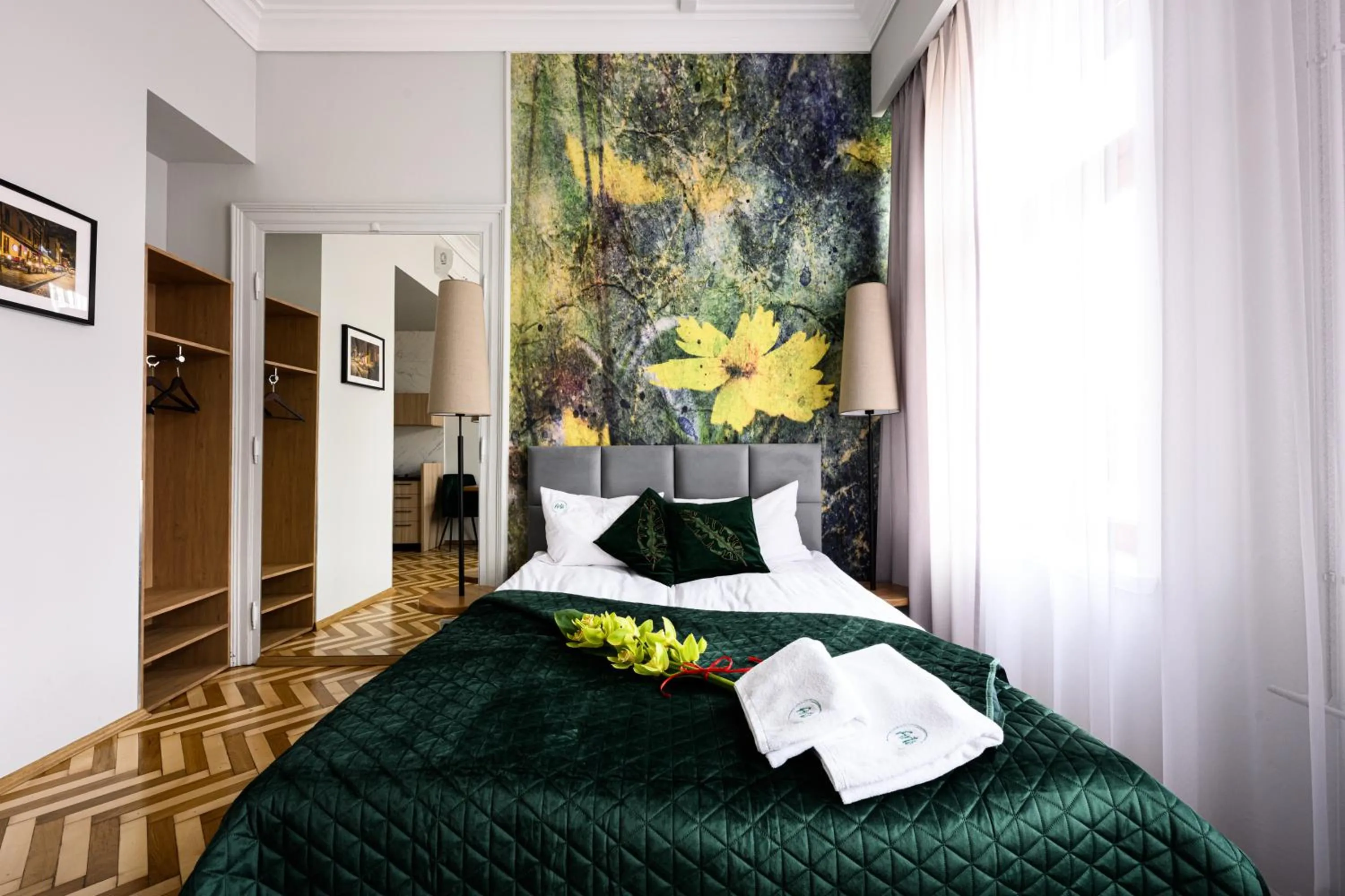 Bed in Arts Apartments - Kraków Old Town