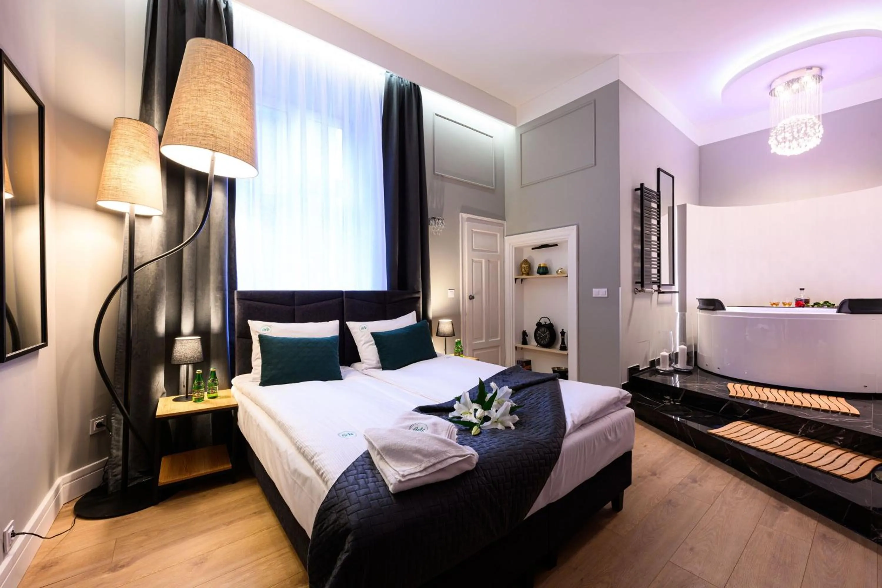 Bed in Arts Apartments - Kraków Old Town