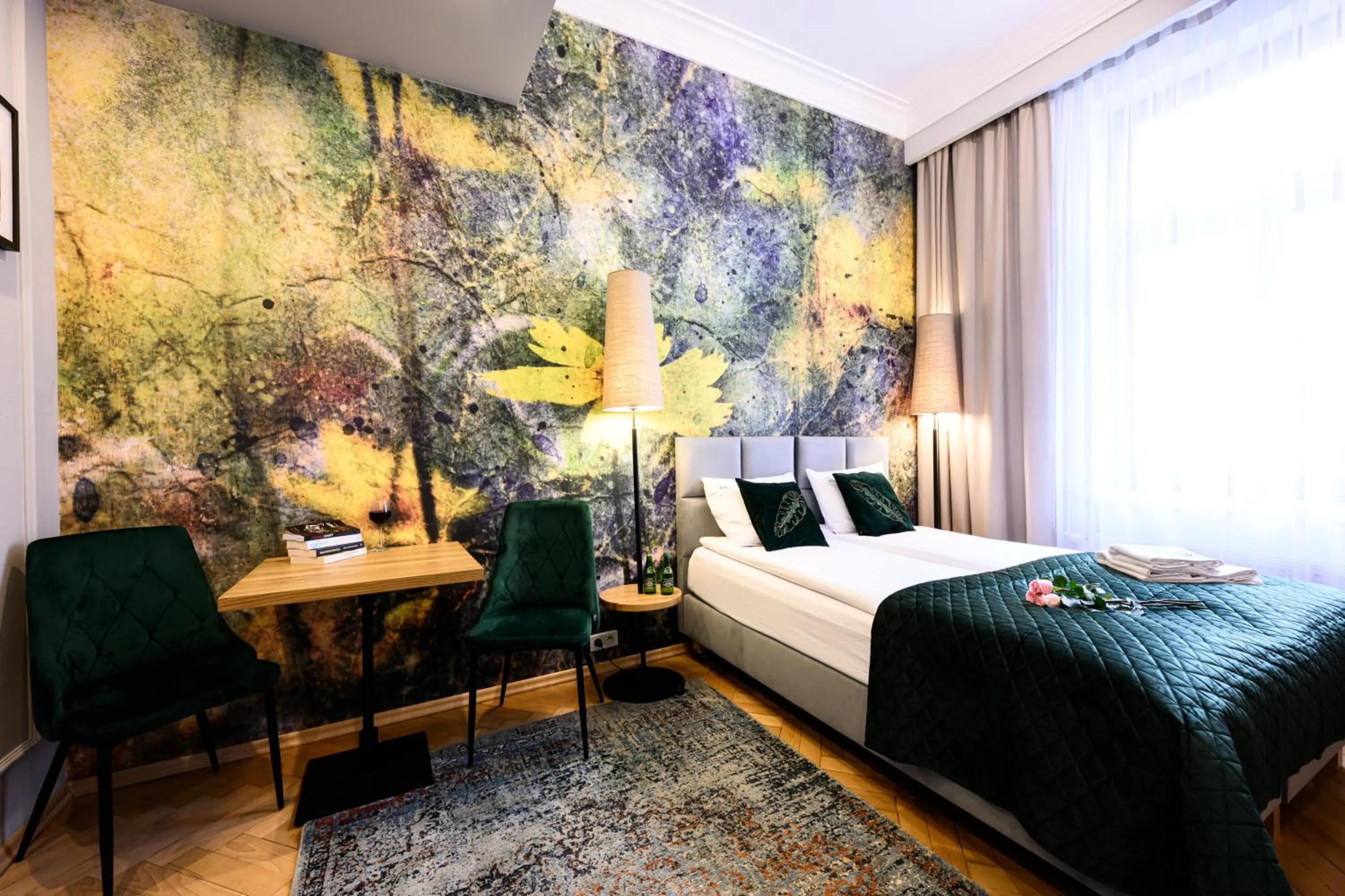Bed in Arts Apartments - Kraków Old Town