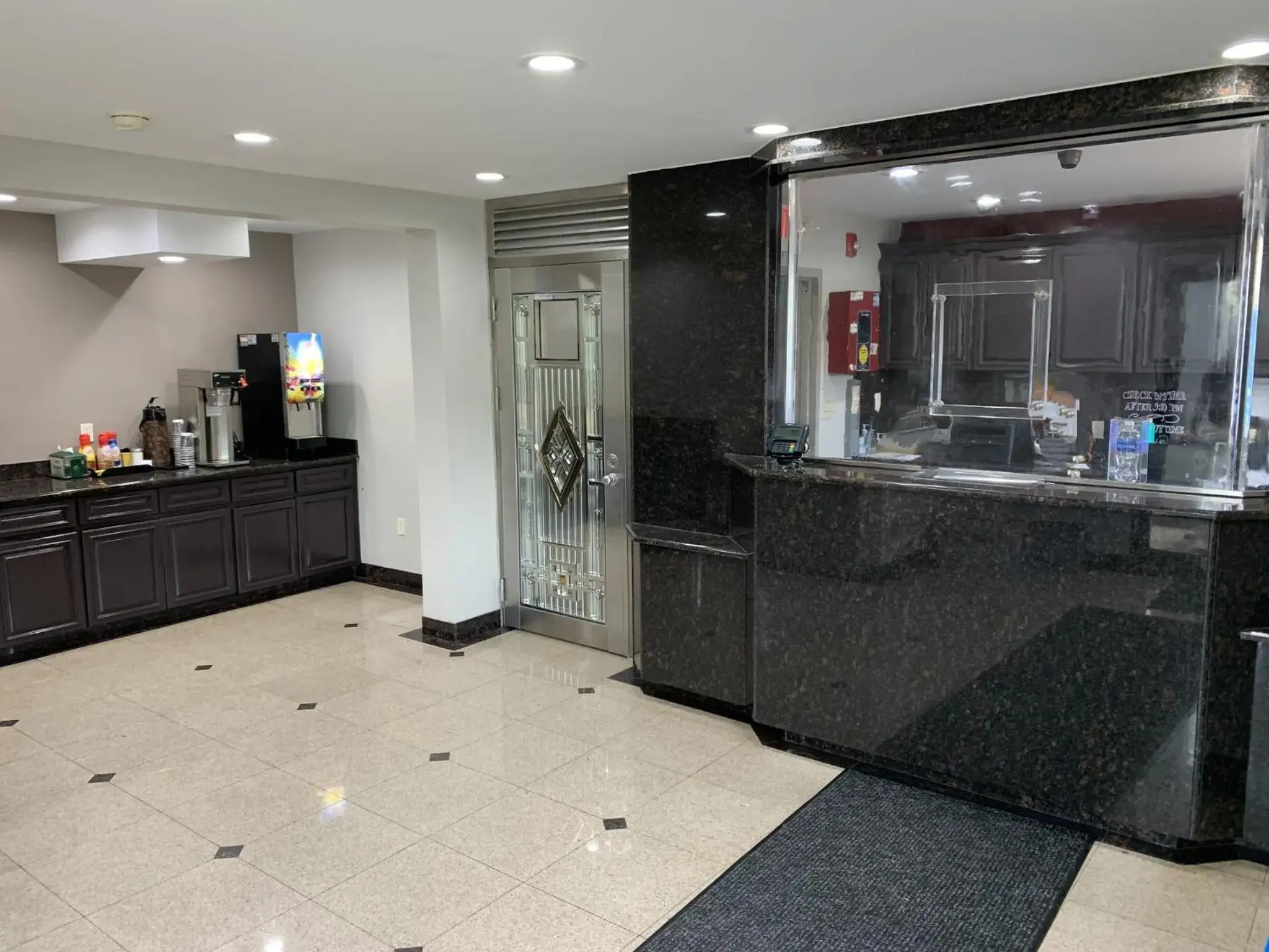 Lobby or reception in Red Roof Inn Copiague Lobby or reception in Red Roof Inn Copiague