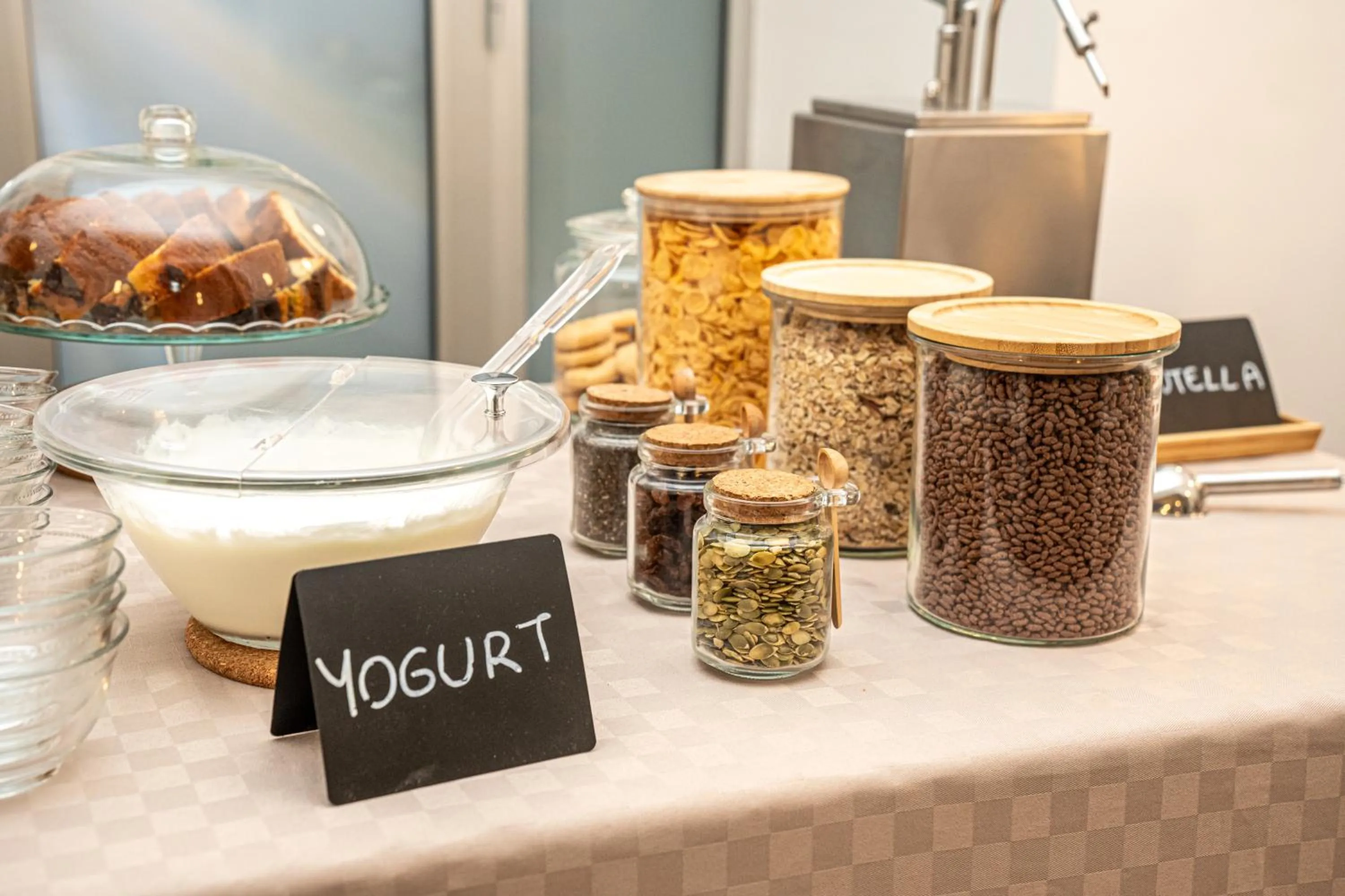 Breakfast in Hotel Diamond