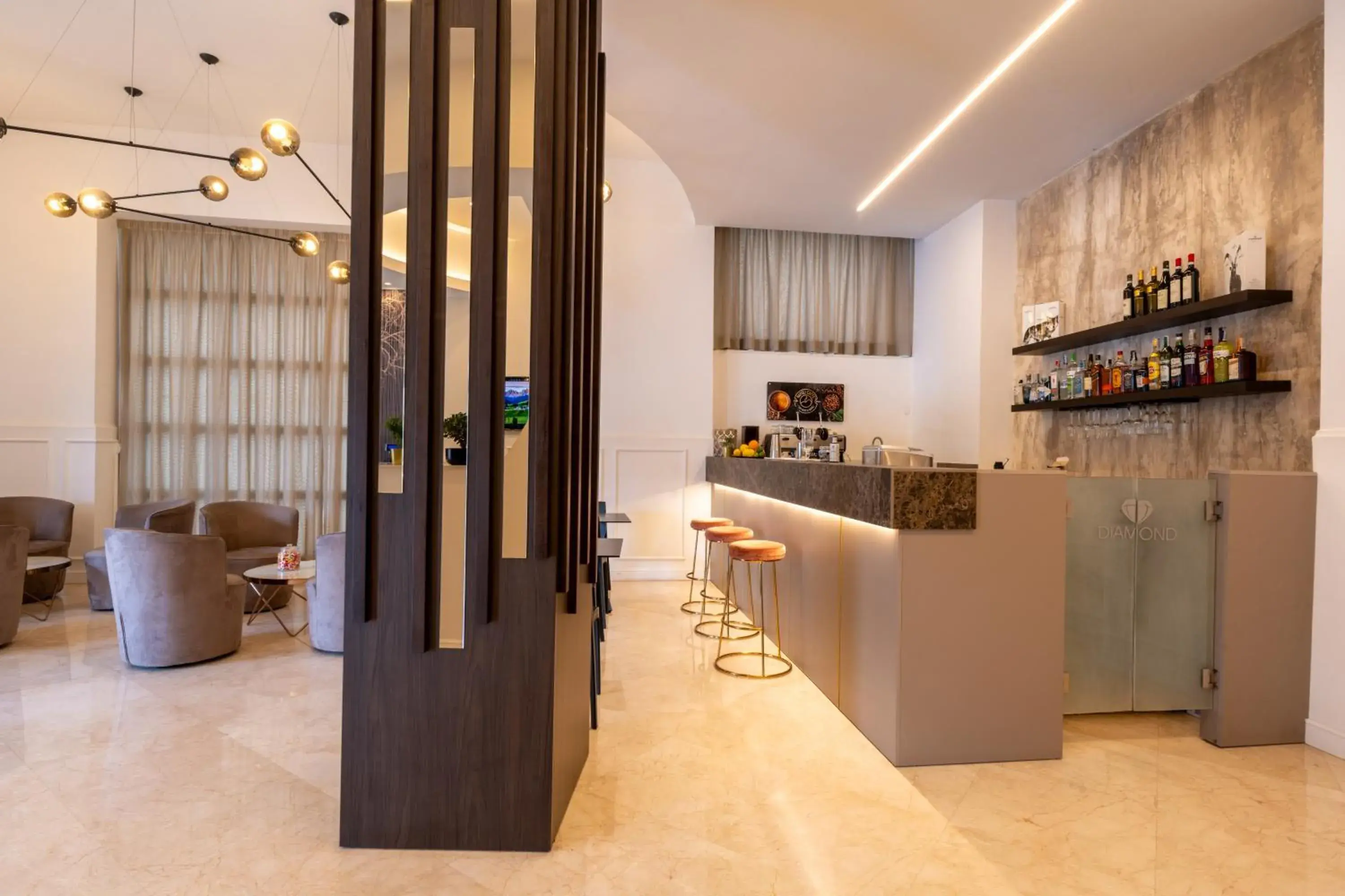 Lobby or reception in Hotel Diamond Lobby or reception in Hotel Diamond