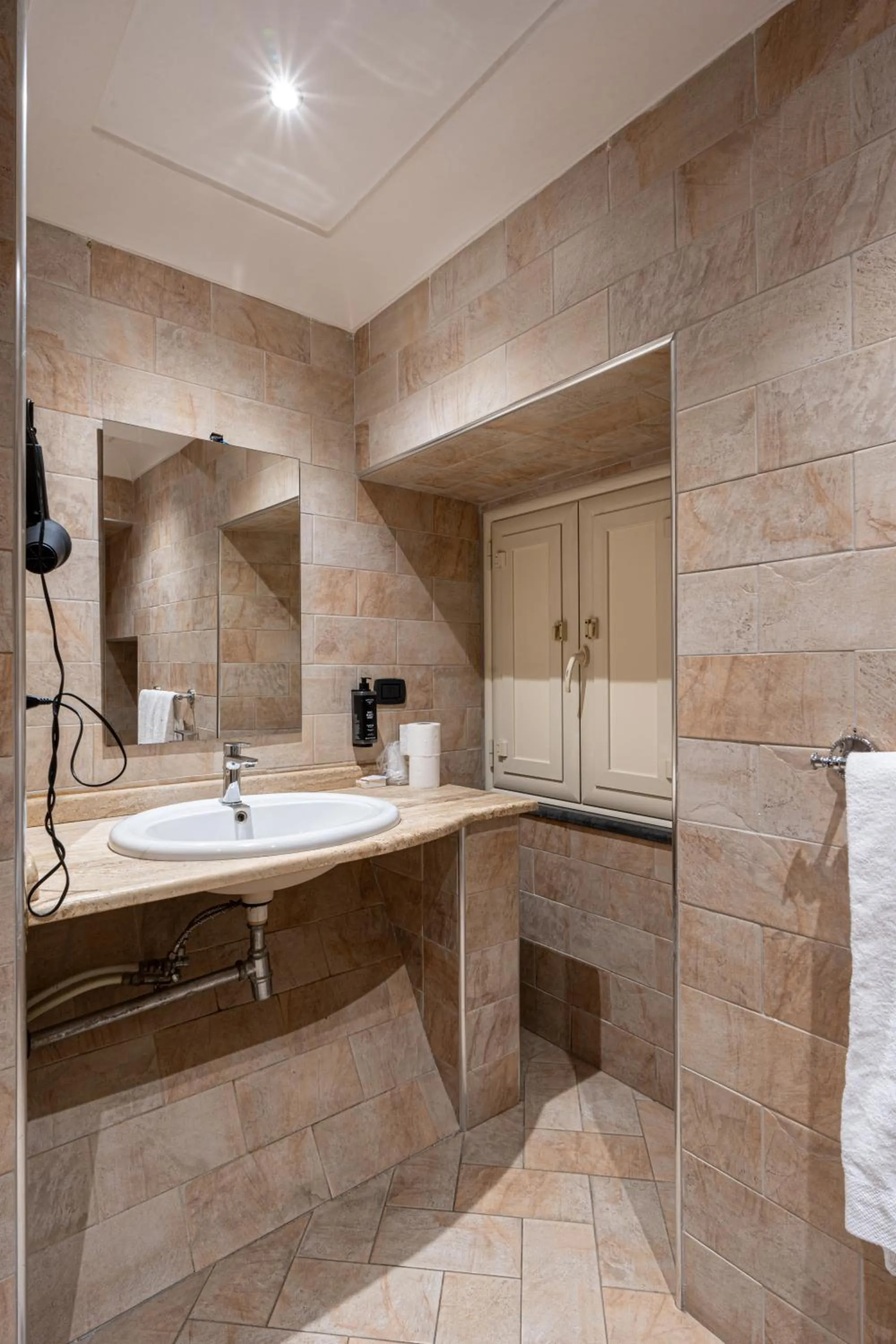 Bathroom in Hotel Diamond