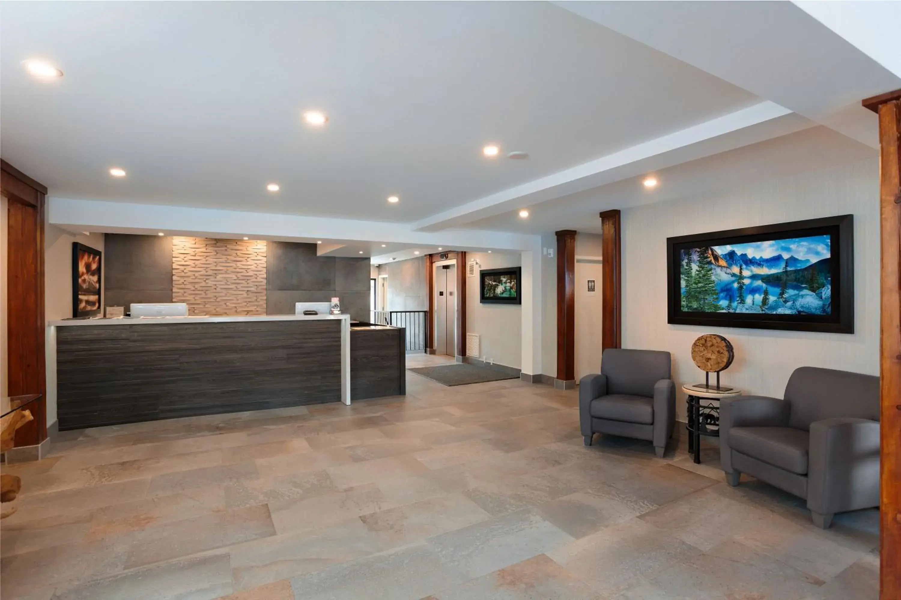 Lobby or reception in High Country Inn Lobby or reception in High Country Inn