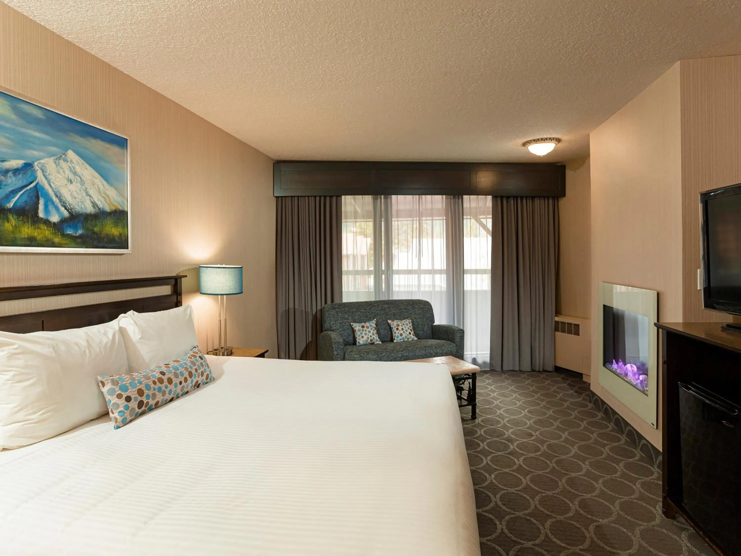 Bedroom in High Country Inn