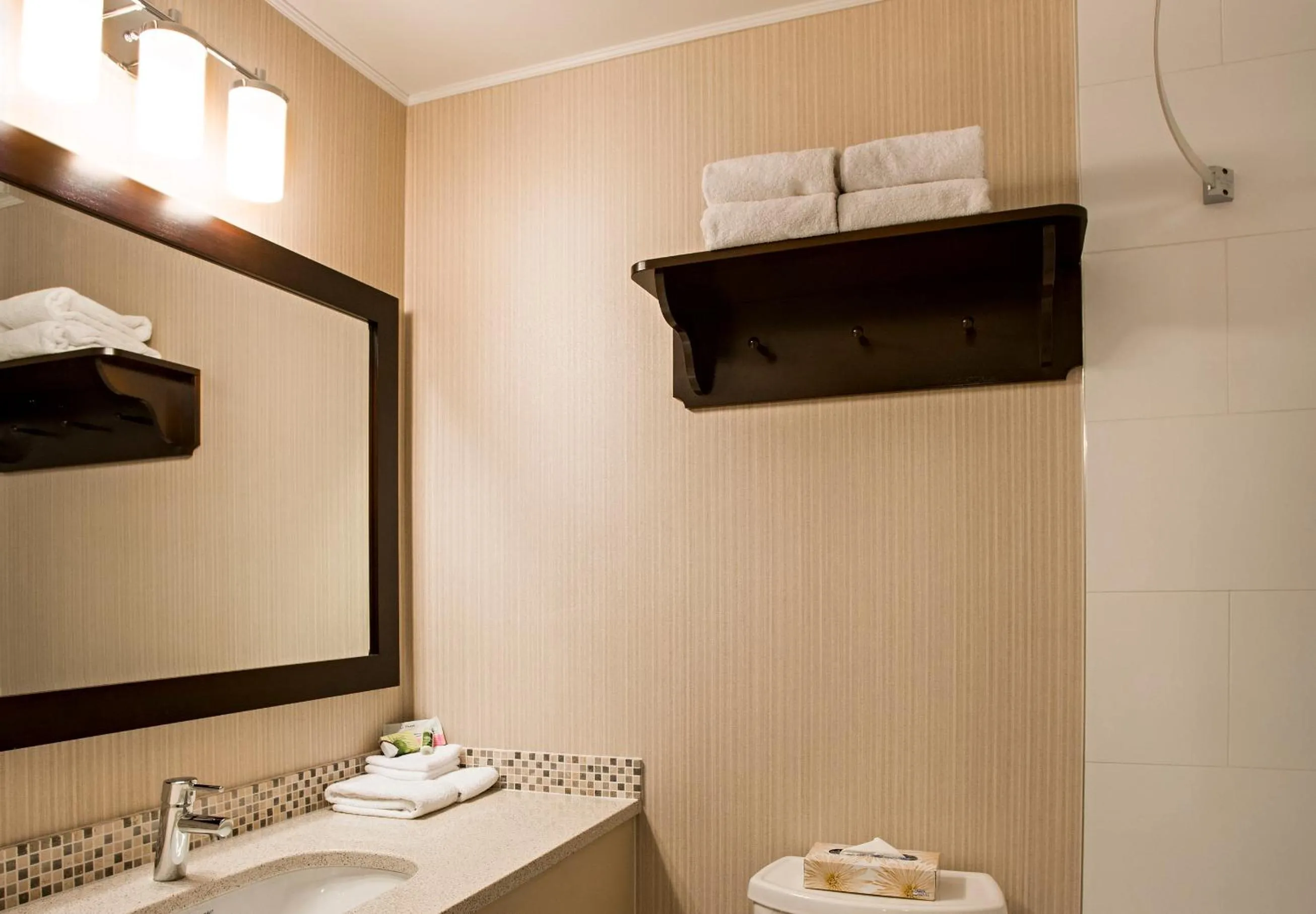 Bathroom in High Country Inn