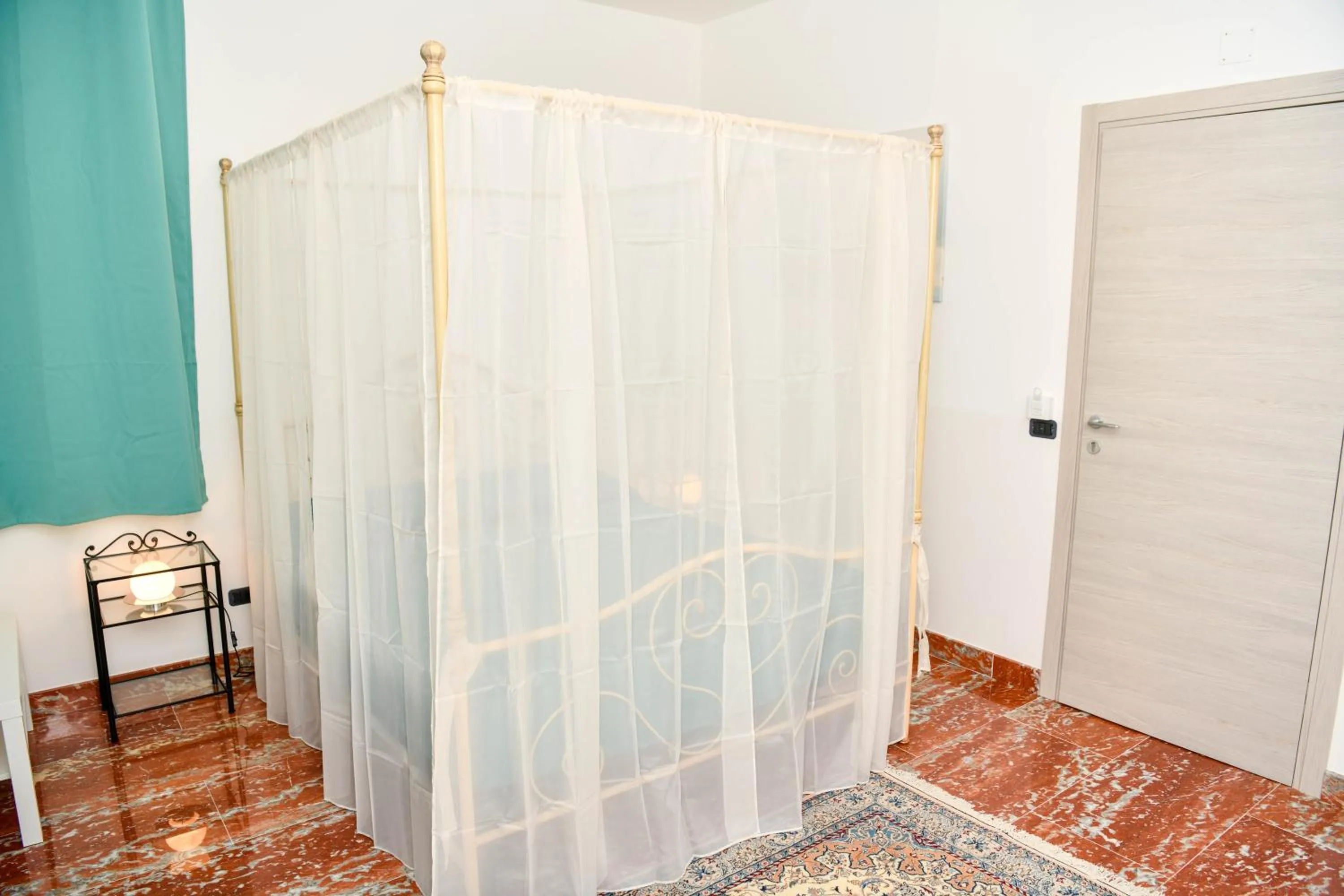 Decorative detail in Il Piccolo Hotel