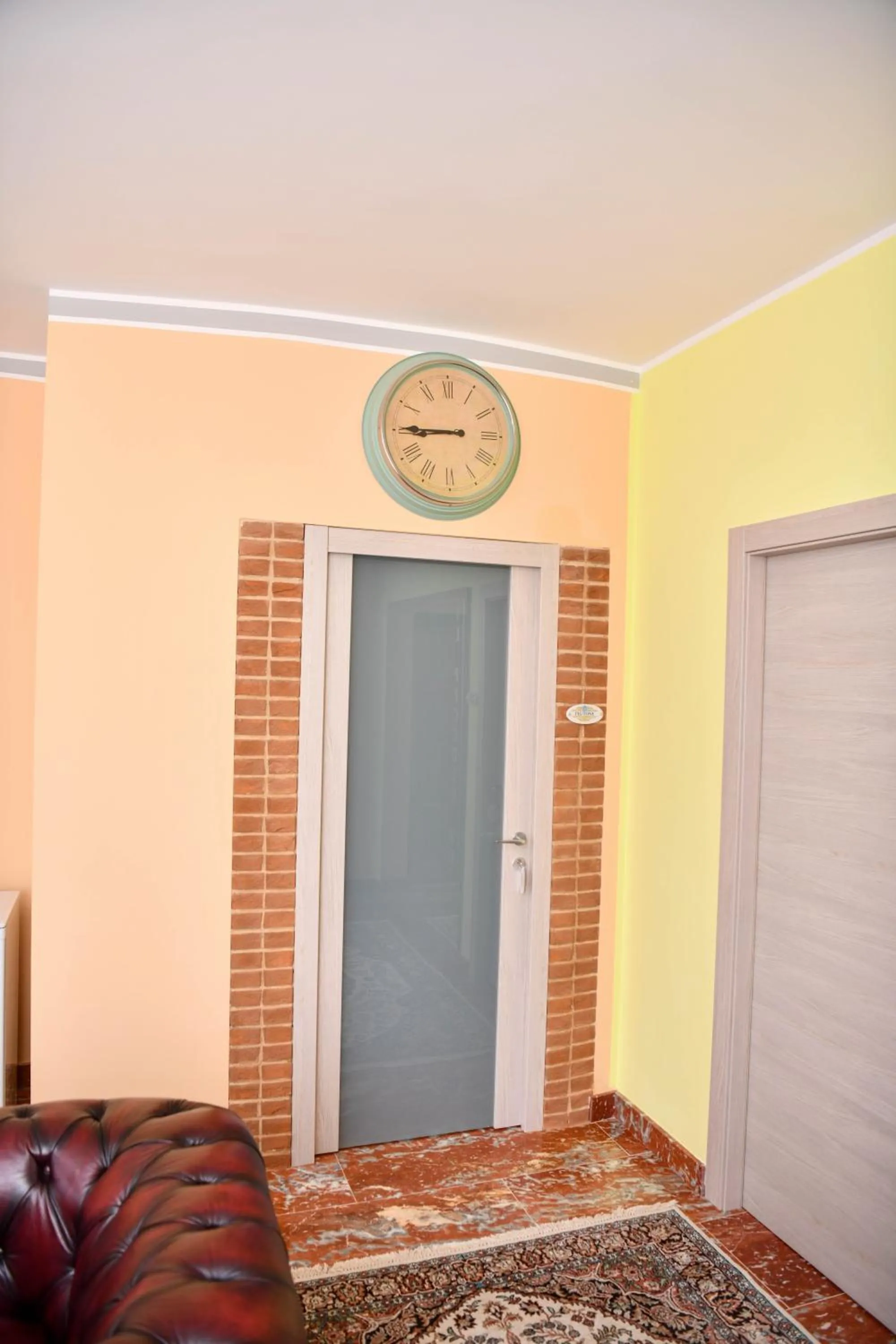 Decorative detail, Bed in Il Piccolo Hotel