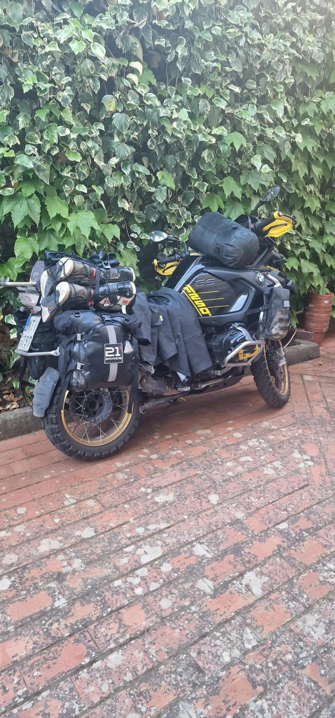 Parking in Il Piccolo Hotel