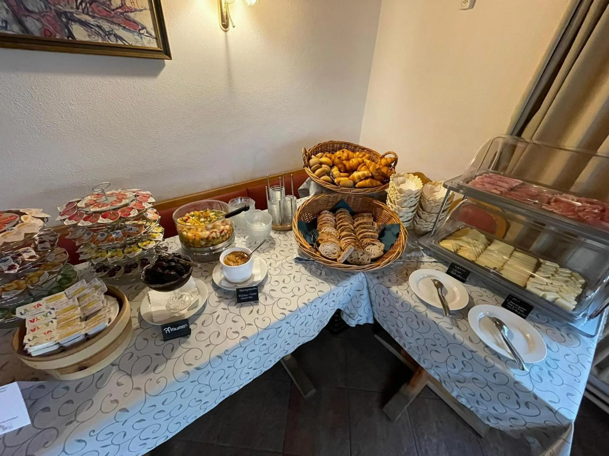 Breakfast in Hotel Conrad