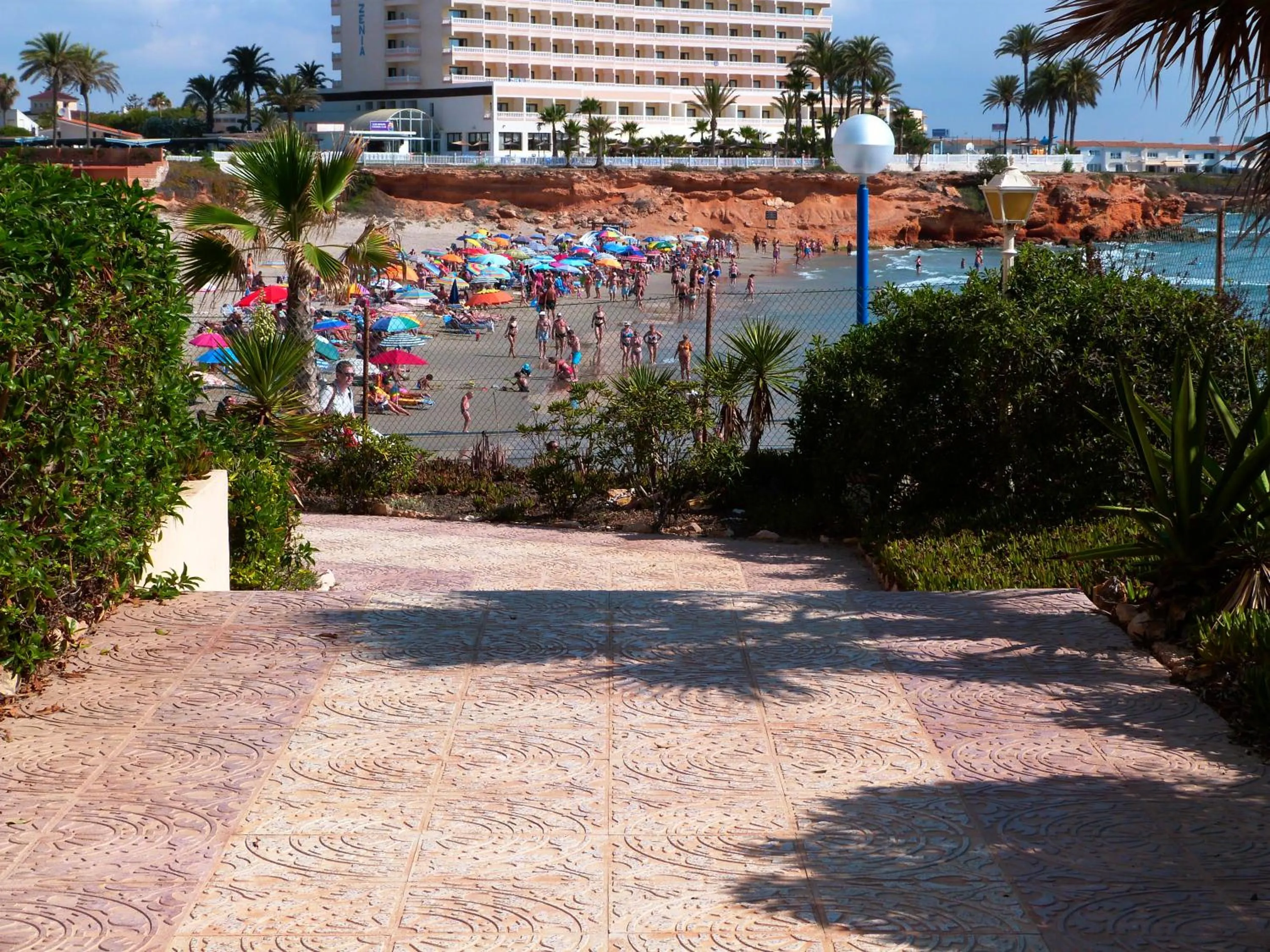Beach in Shoal Apartamentos