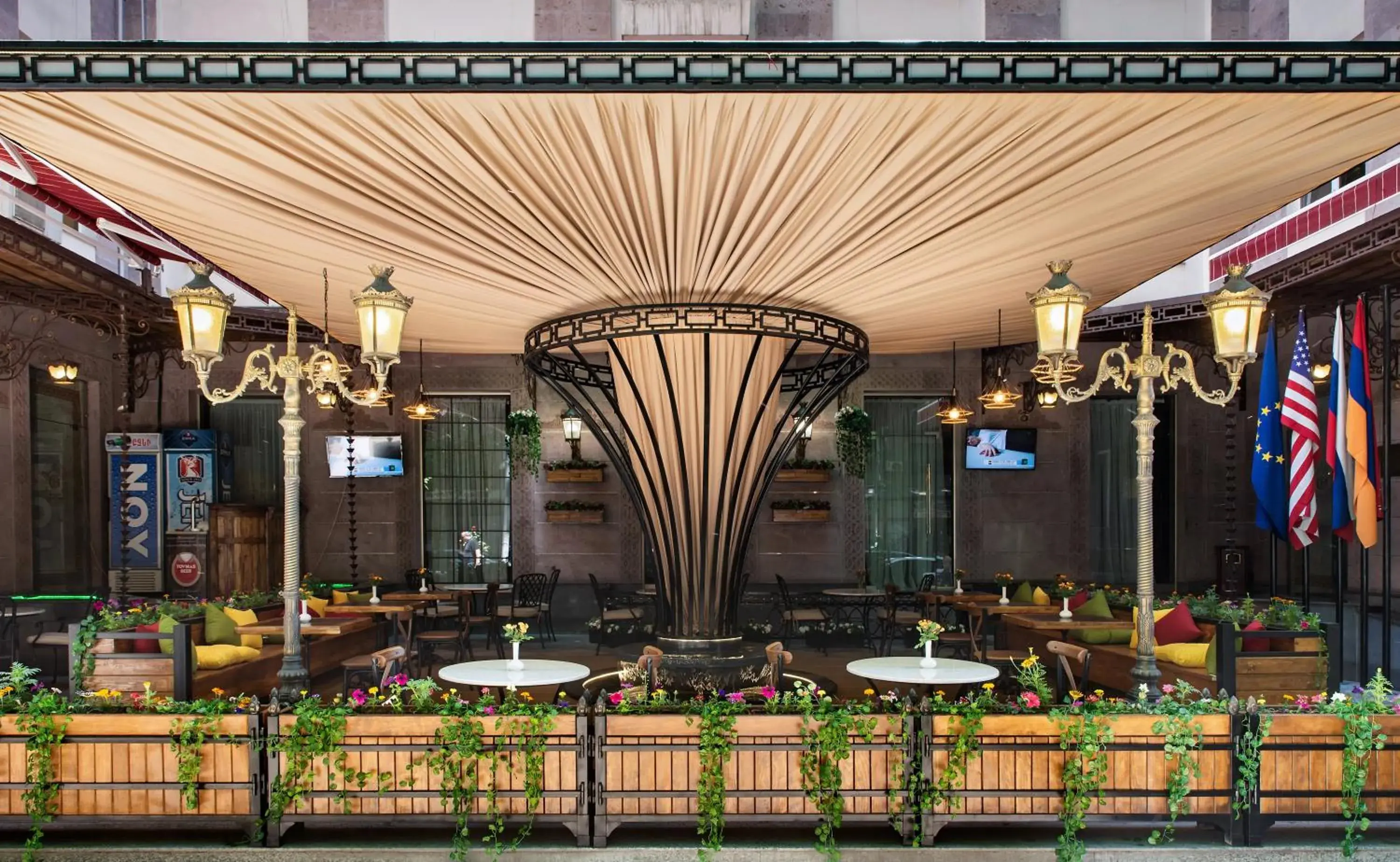 Property building in Central Hotel Yerevan Property building in Central Hotel Yerevan