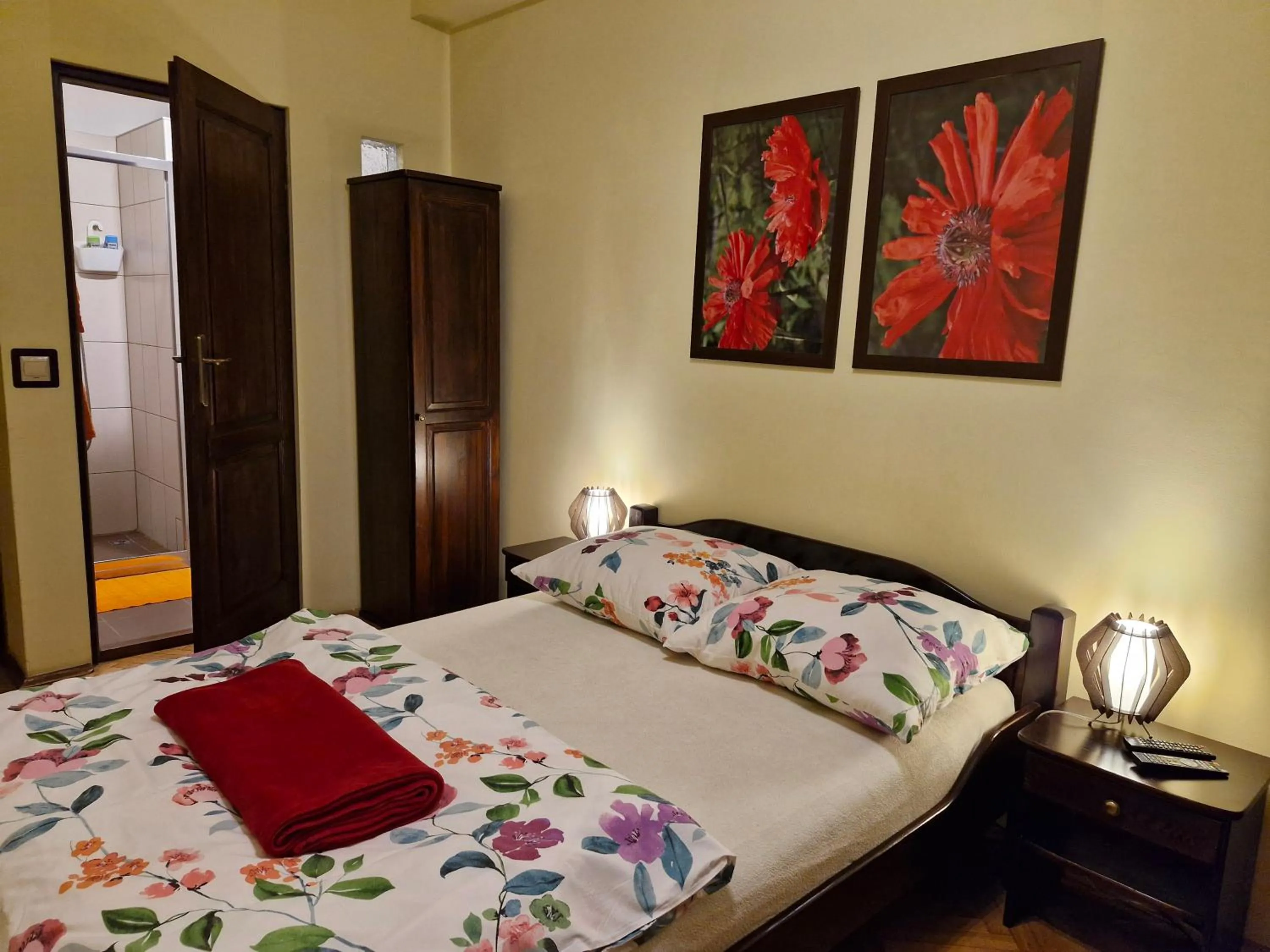 Bed in Indalo Rooms