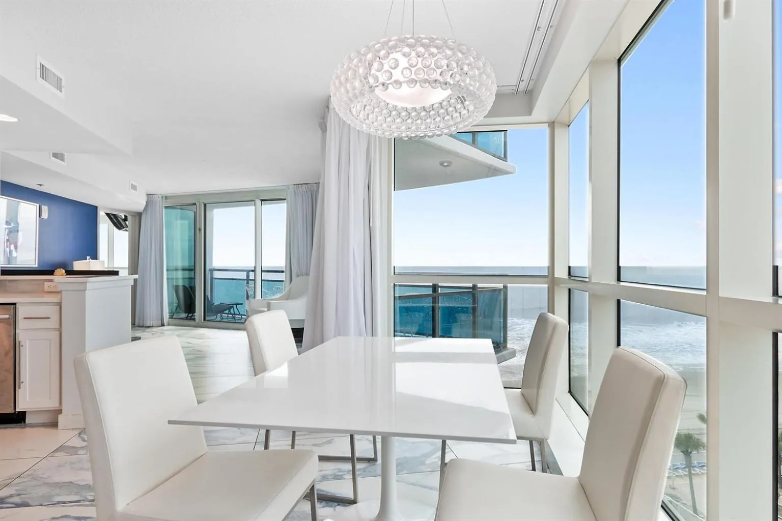 Ocean Front Corner Unit