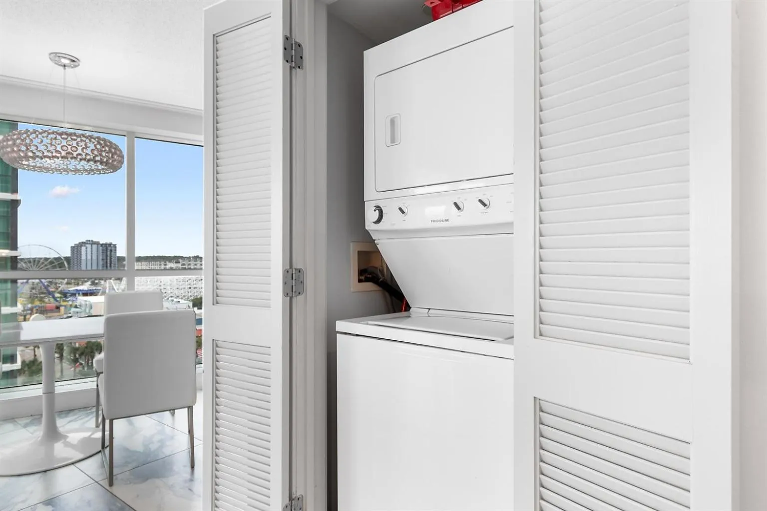 Ocean Front Corner Unit