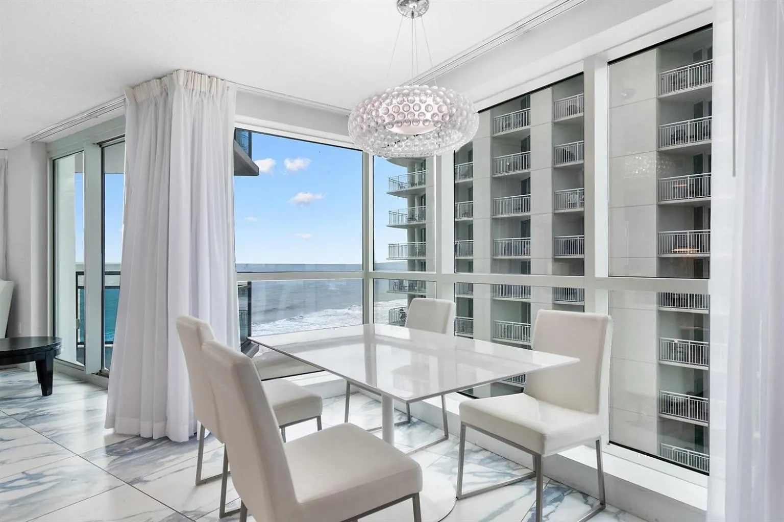 Ocean Front Corner Unit