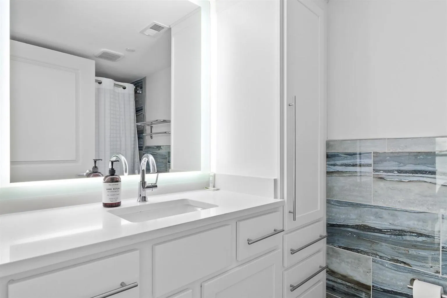 Ocean Front Corner Unit