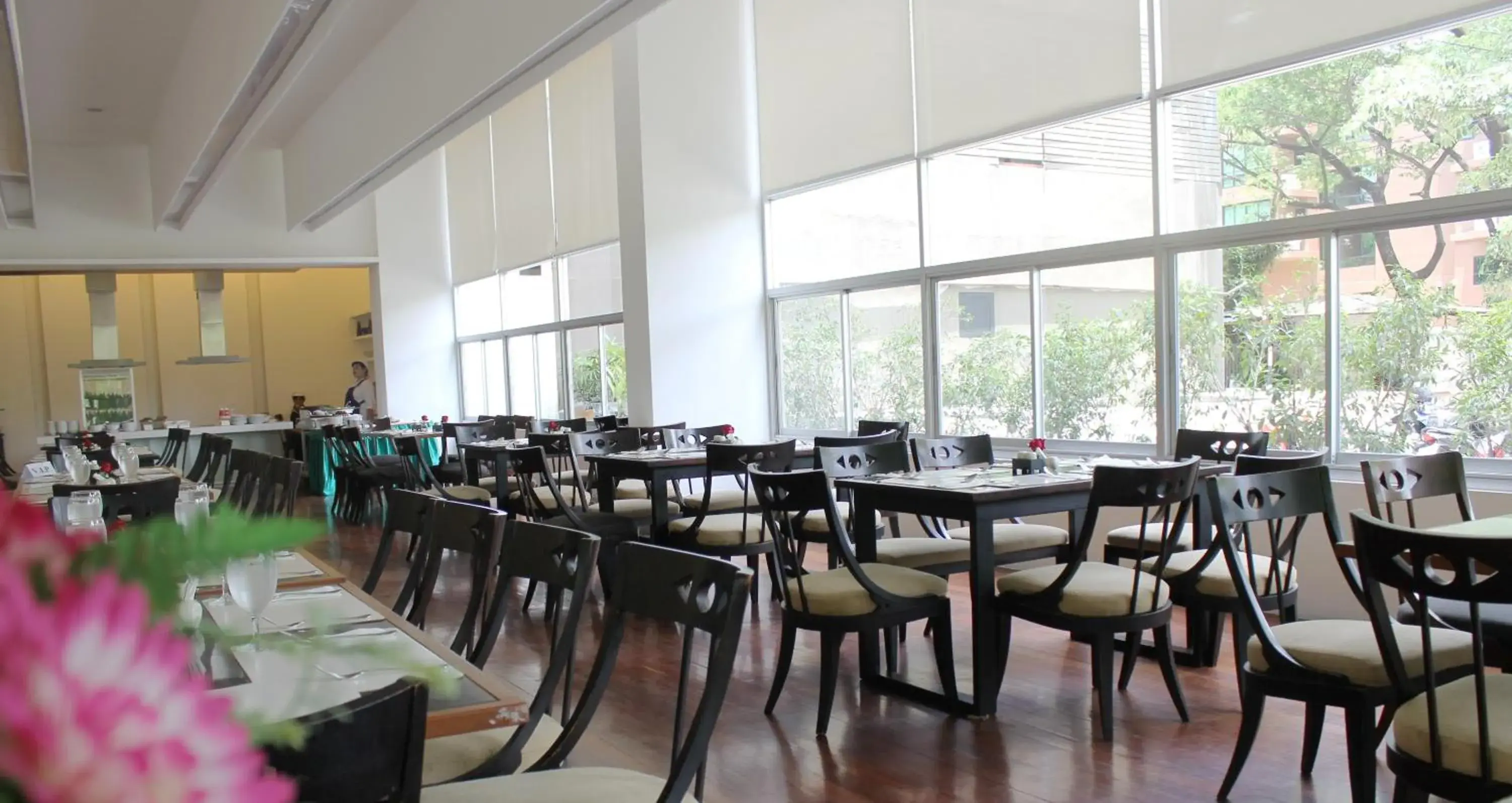 Restaurant/places to eat in Chiang Mai Hill Hotel Restaurant/places to eat in Chiang Mai Hill Hotel