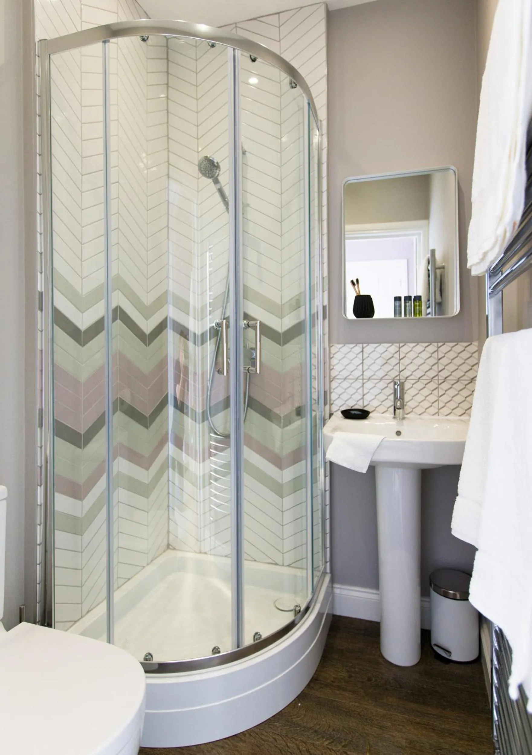 Vesta Central Bath Apartment