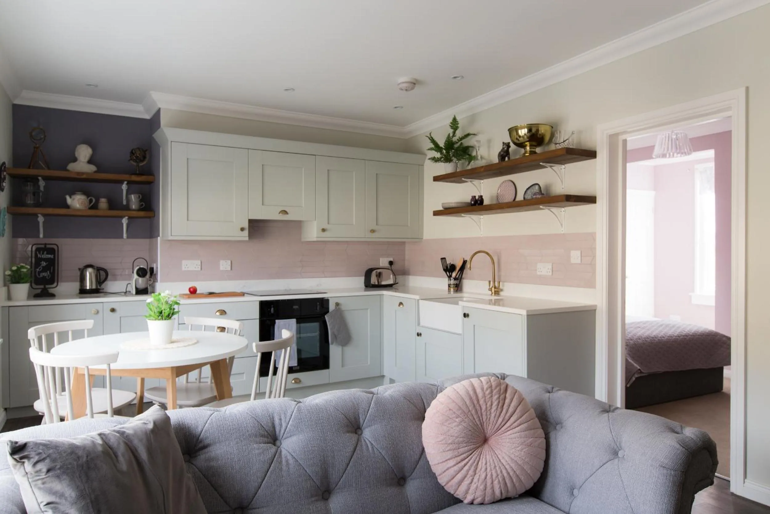 Vesta Central Bath Apartment