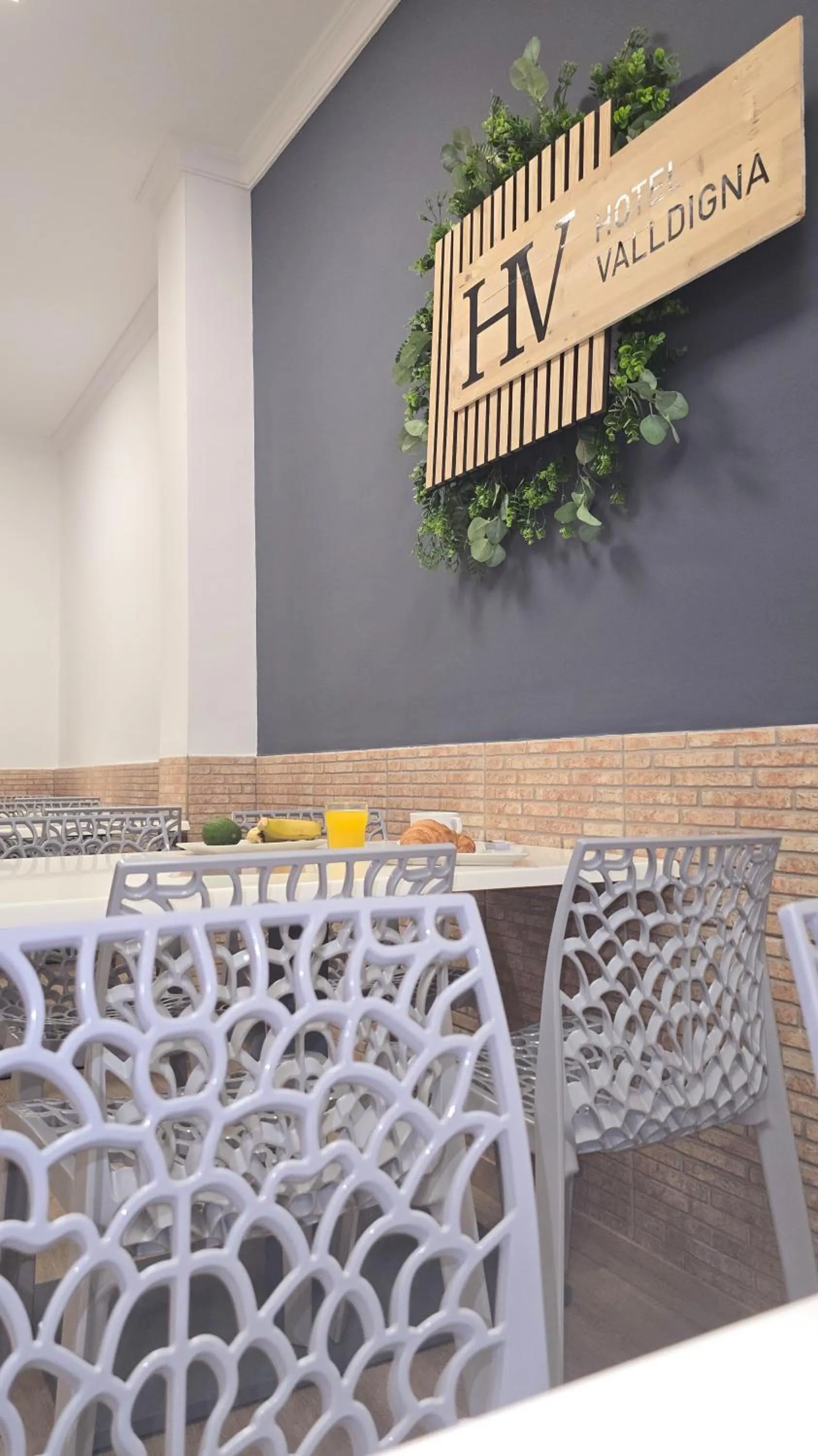 Breakfast in Hotel Valldigna