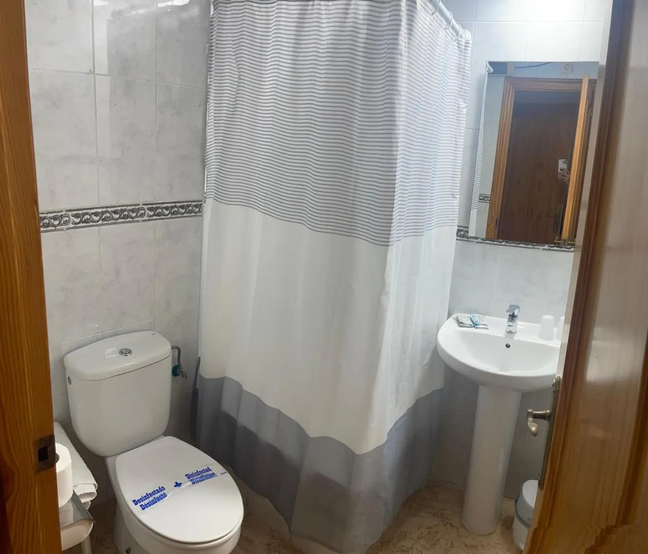 Shower in Hotel Valldigna