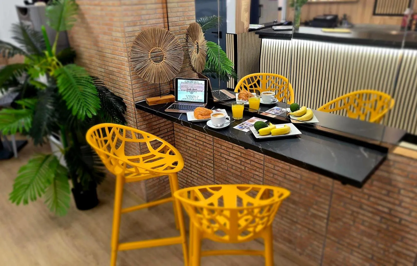 Breakfast in Hotel Valldigna