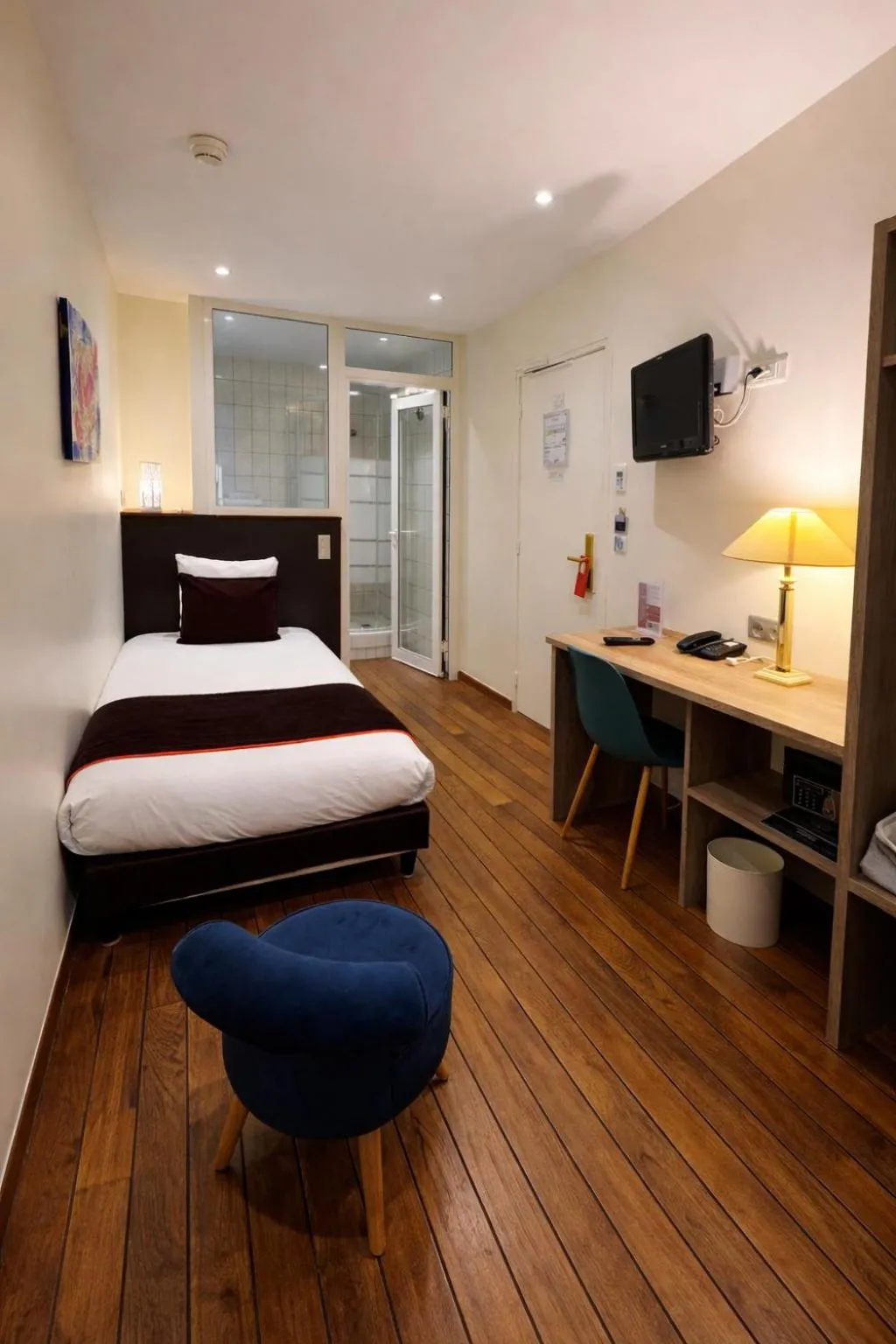 Bed in Hotel Pax Opera