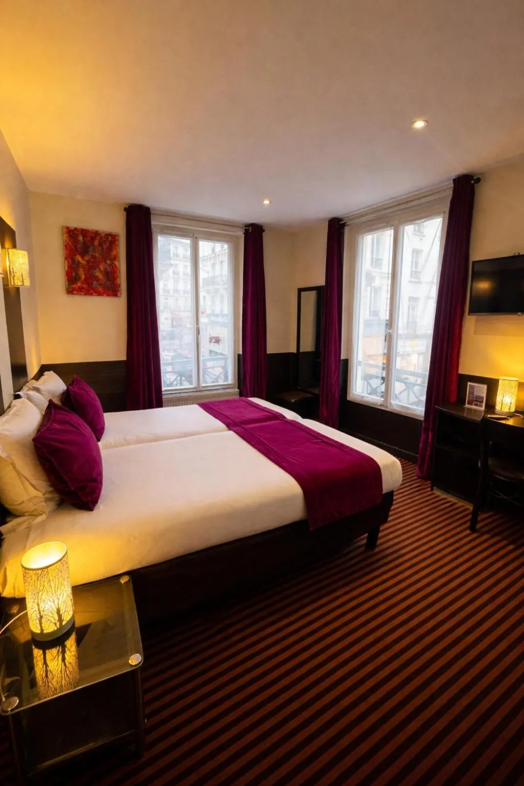 Bed in Hotel Pax Opera